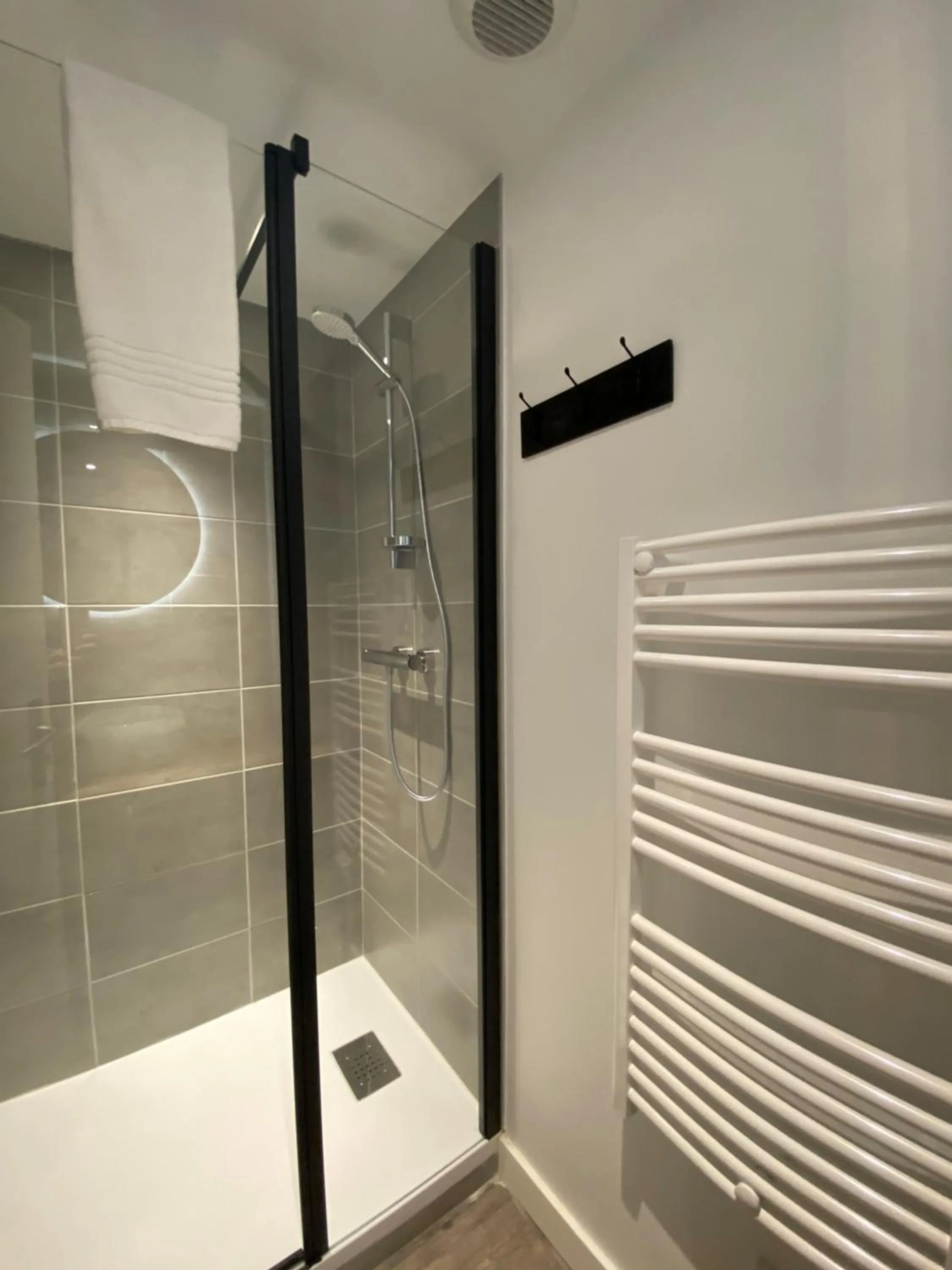 Bathroom in Hôtel La Maison des Dunes