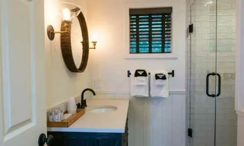 Bathroom in Dahlonega Resort and Vineyard