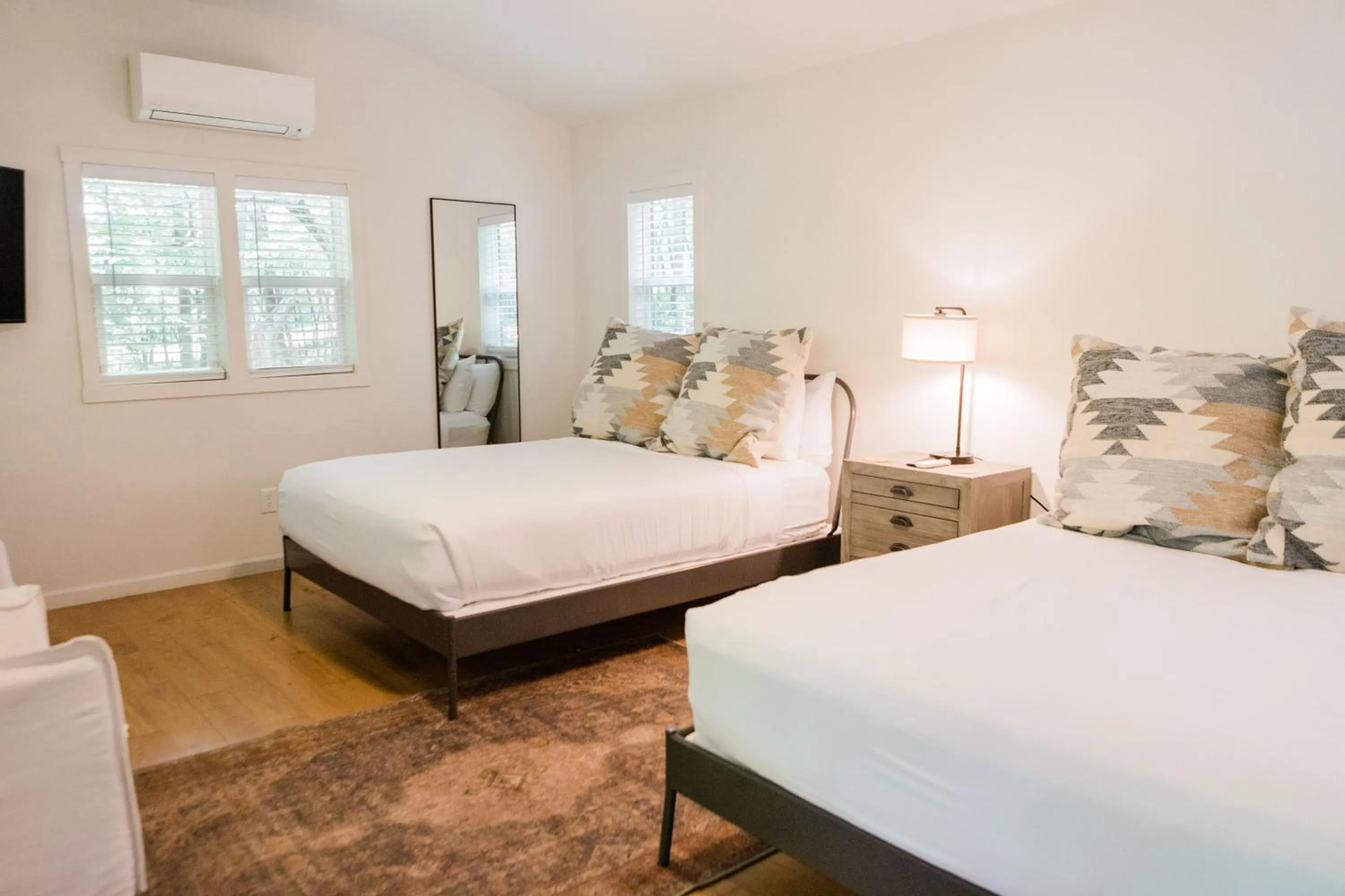 Photo of the whole room, Bed in Dahlonega Resort and Vineyard