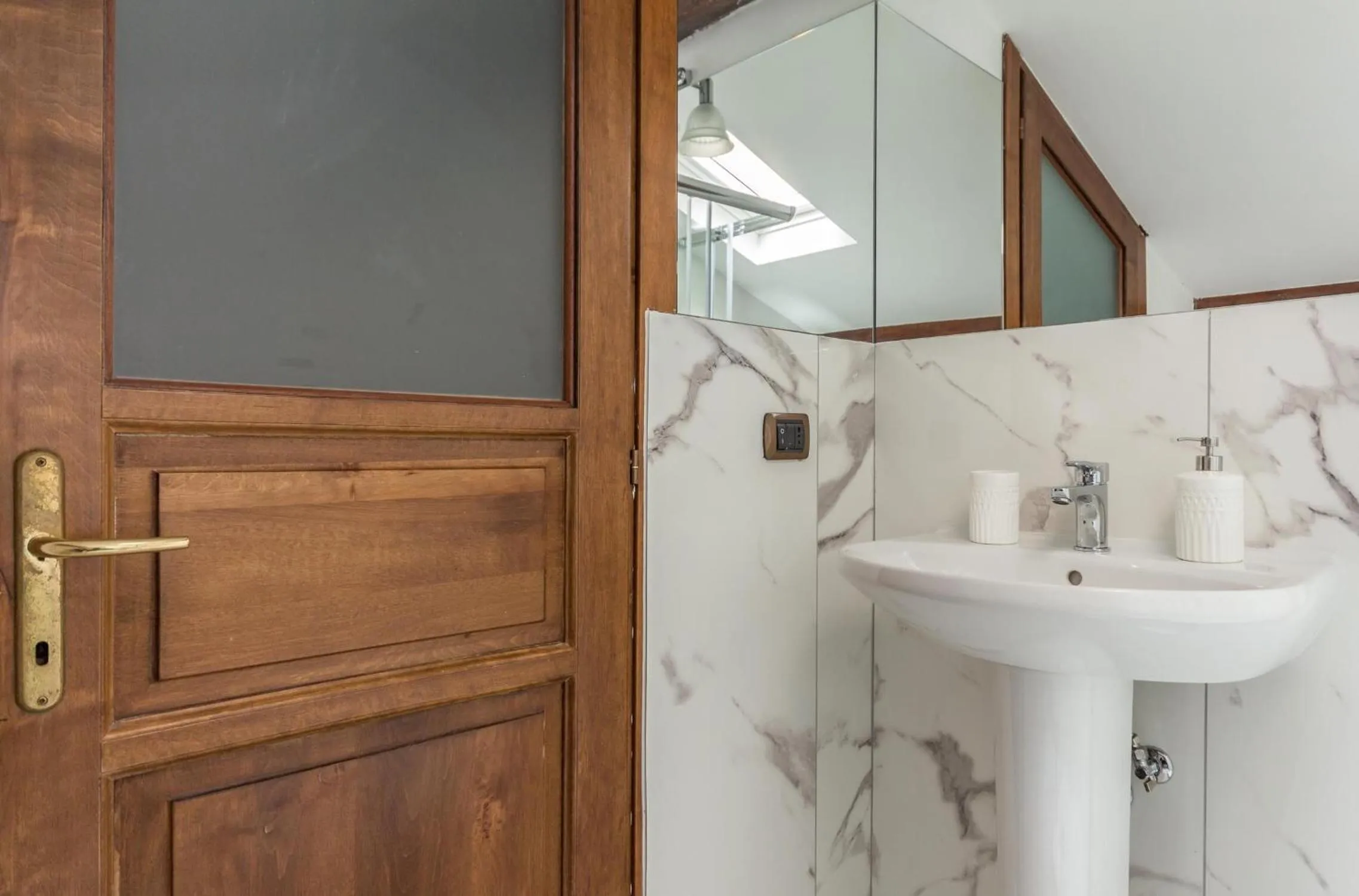 Bathroom in Torripa Group - Trastevere