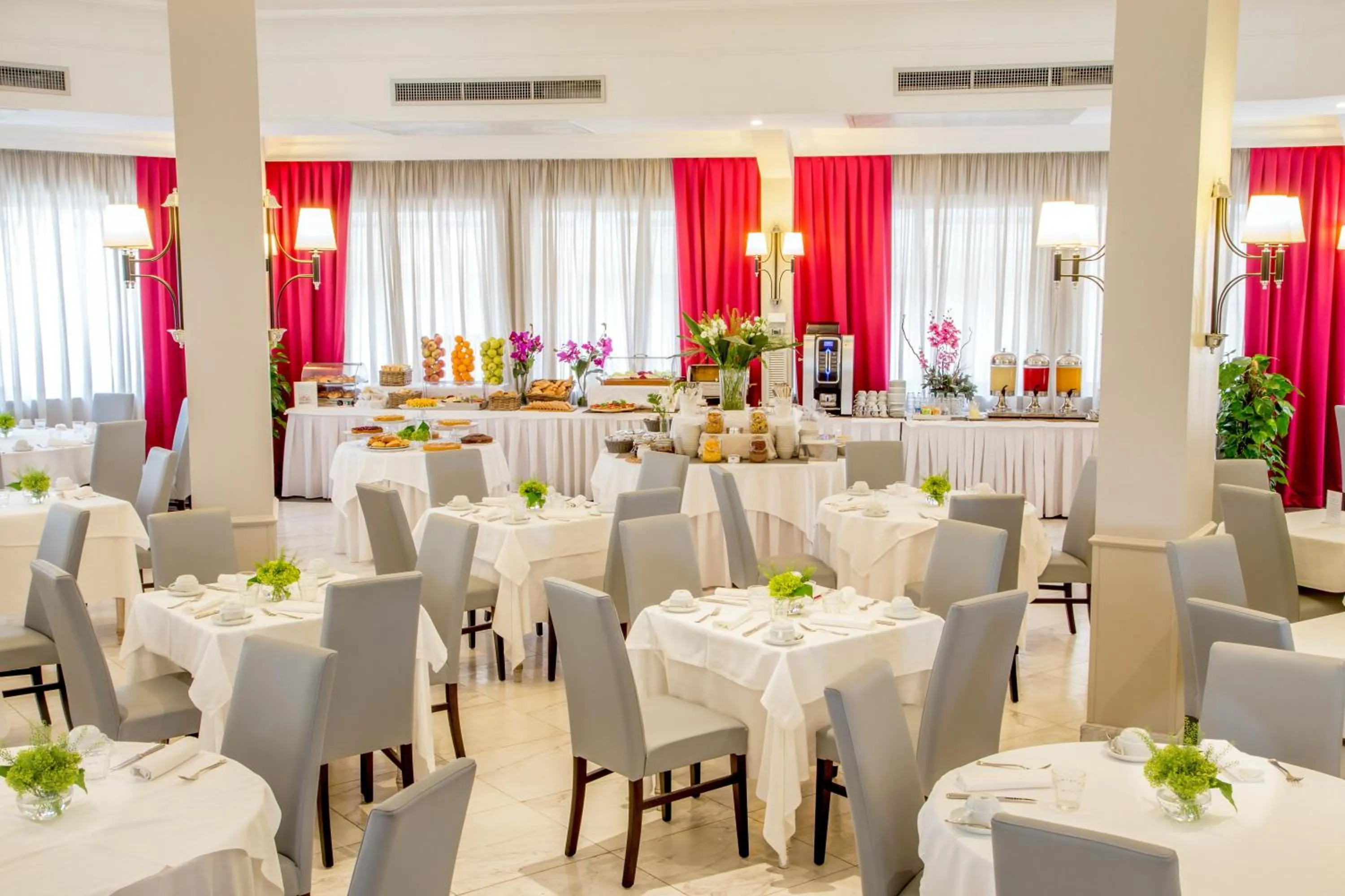 Restaurant/places to eat in Hotel Cristoforo Colombo