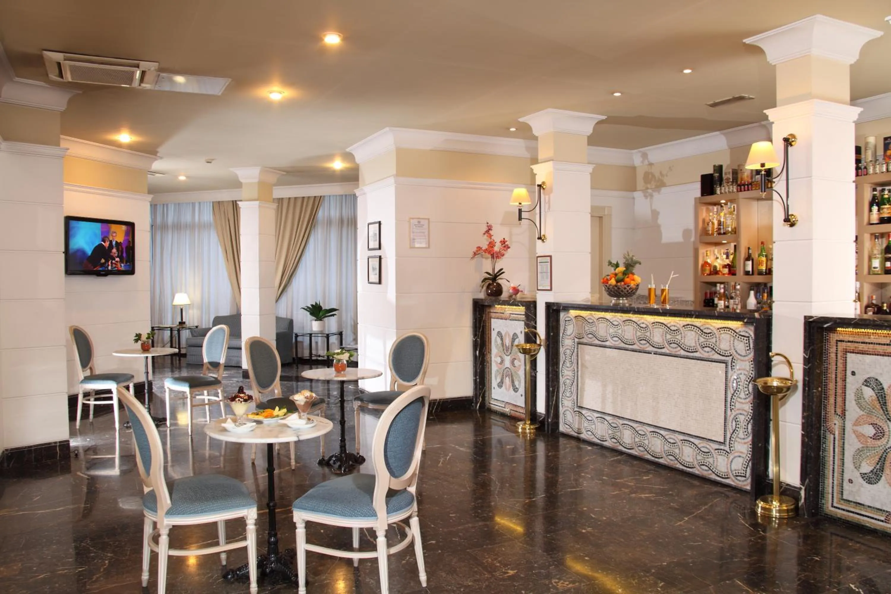Restaurant/places to eat in Hotel Cristoforo Colombo