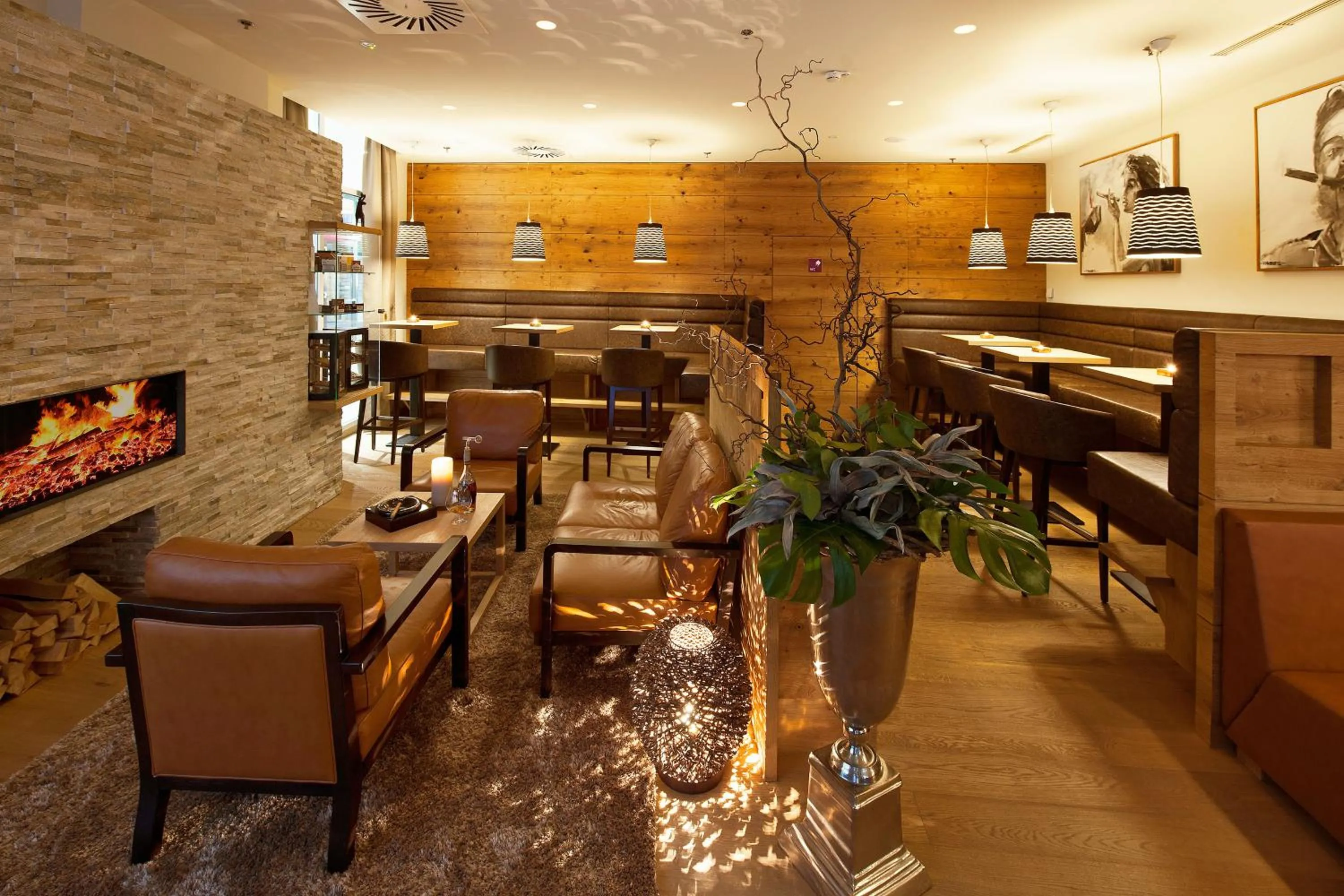 Lounge or bar in Hotel Stadt Kufstein