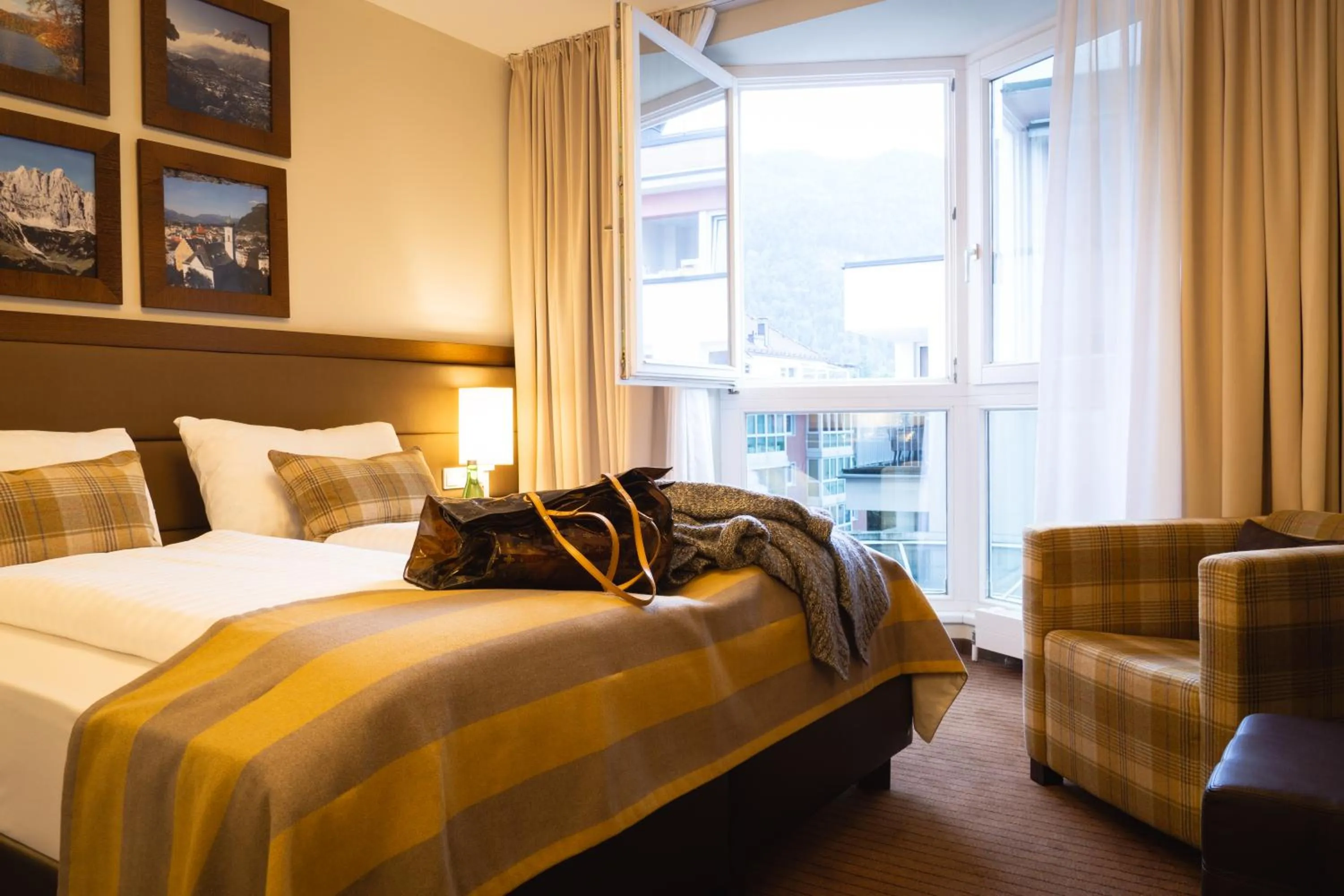 Photo of the whole room, Bed in Hotel Stadt Kufstein