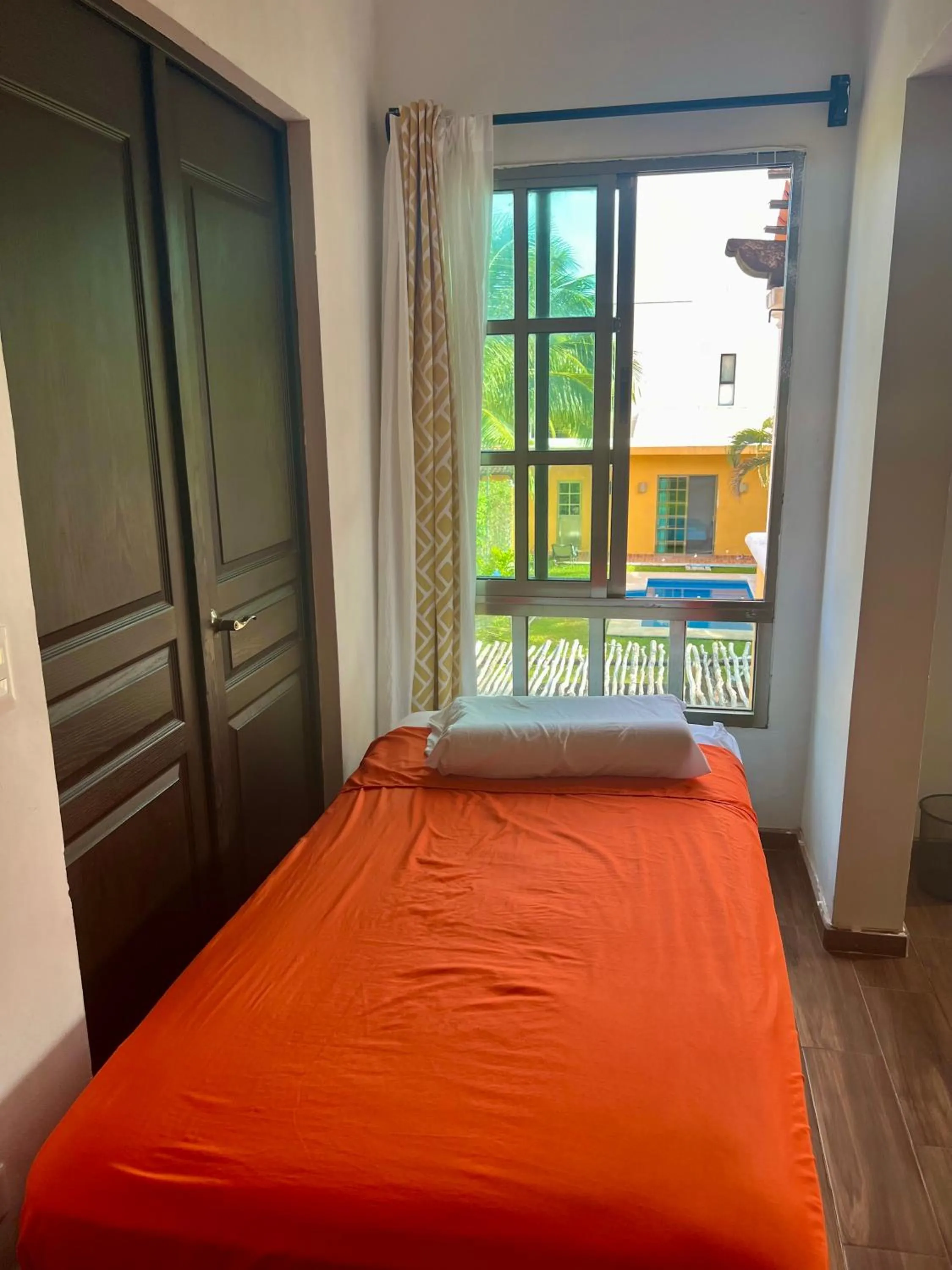 Bed in Cancun-Soho