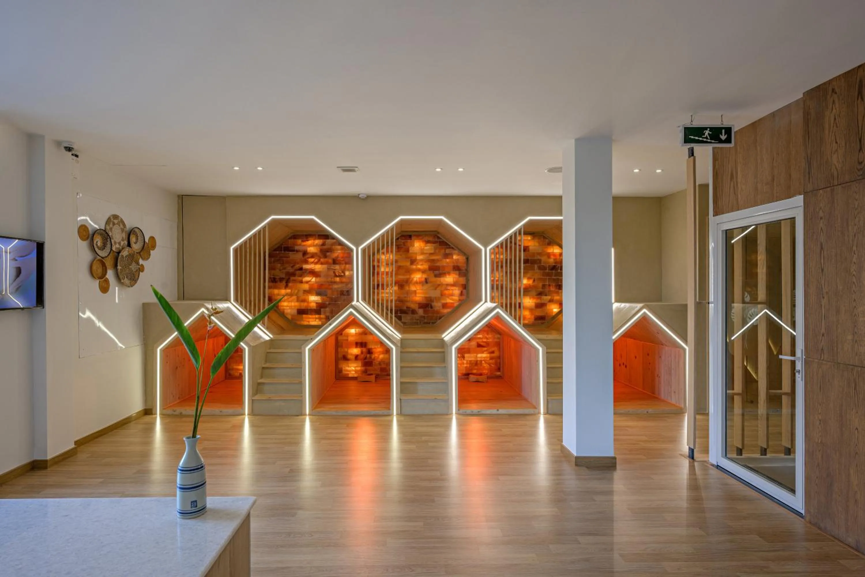 Sauna in Delight Hotel