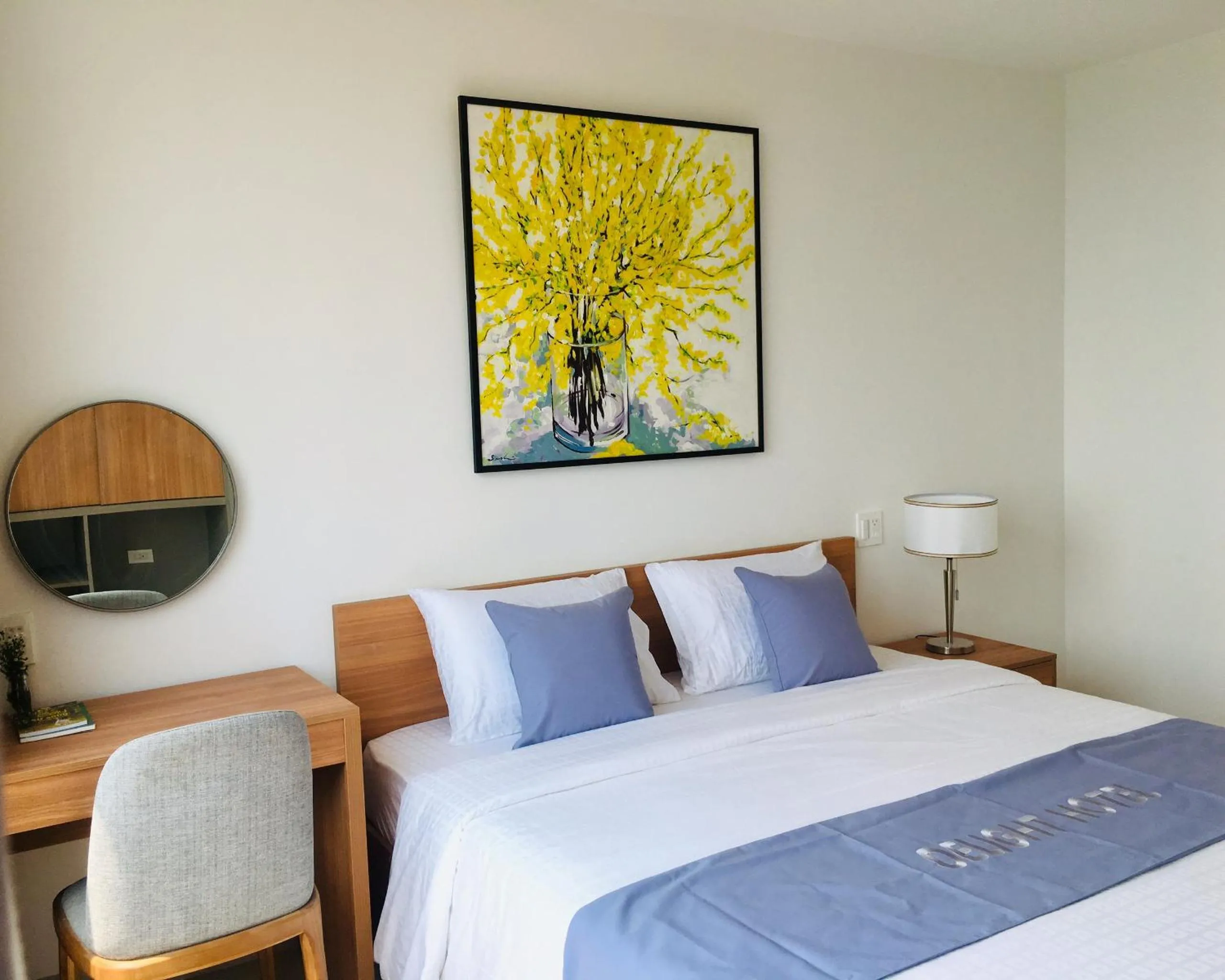 Photo of the whole room, Bed in Delight Hotel