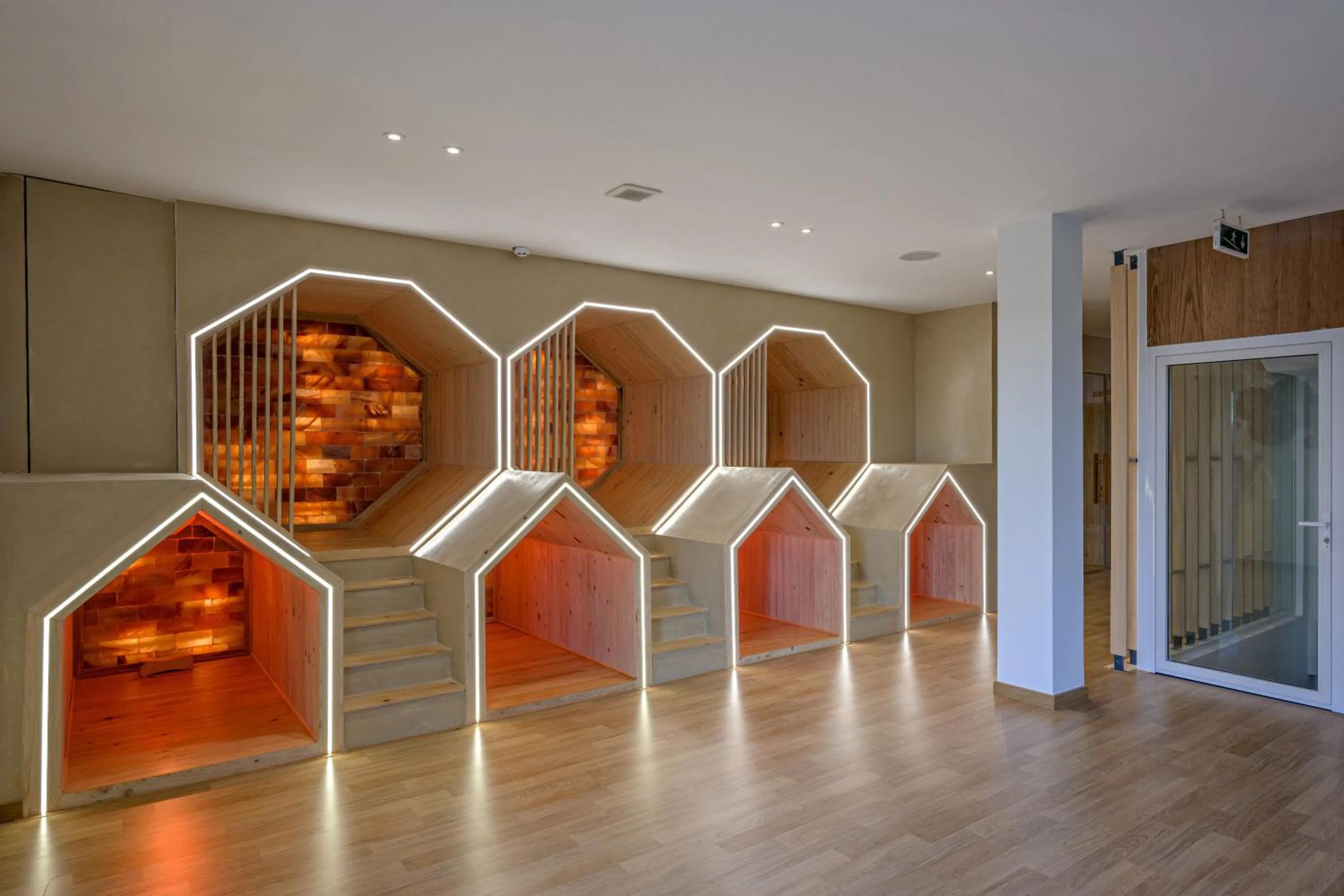 Sauna in Delight Hotel