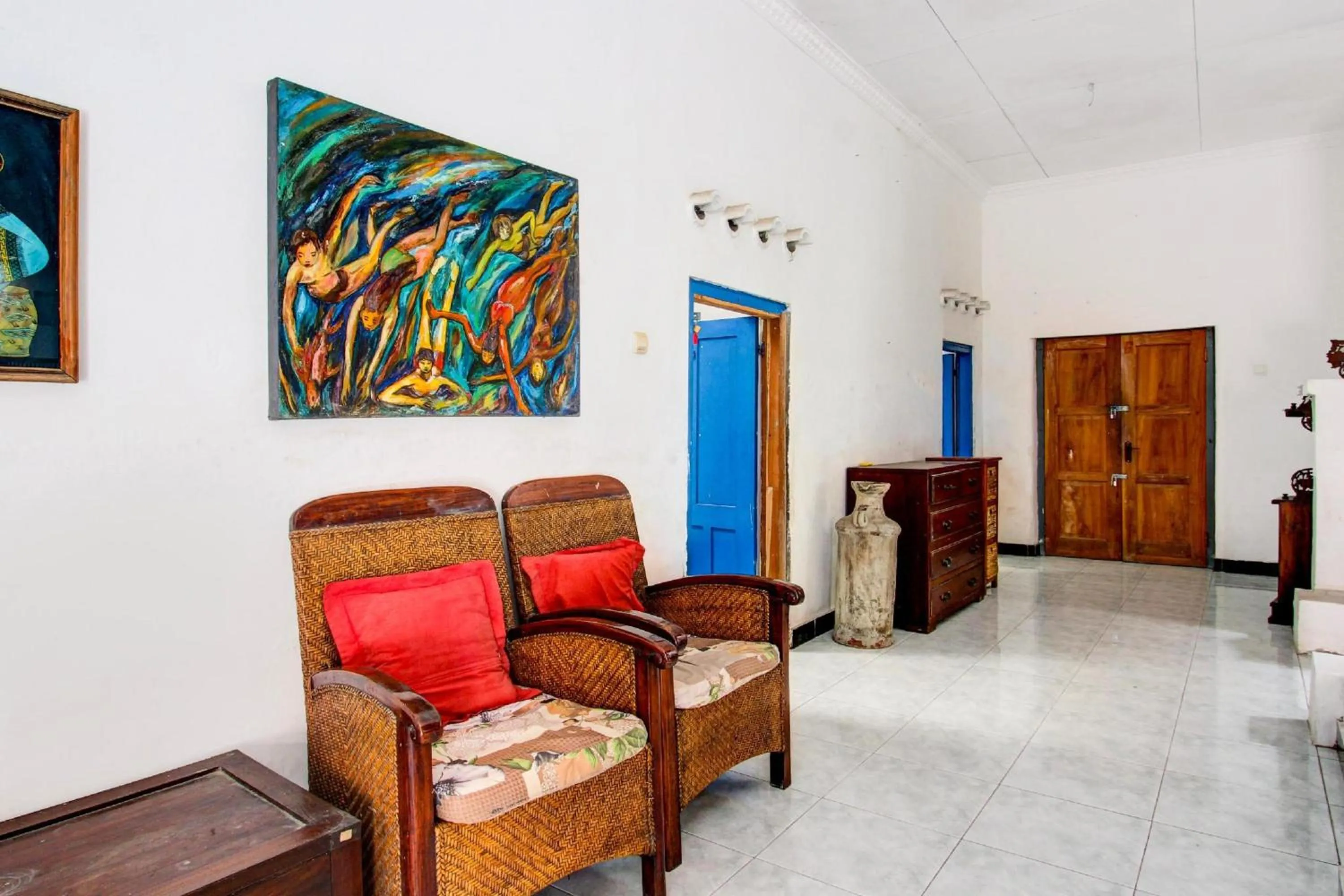 Seating area in Hotel O Prawirotaman Near Keraton Yogyakarta Formerly Chez Laelik Guesthouse