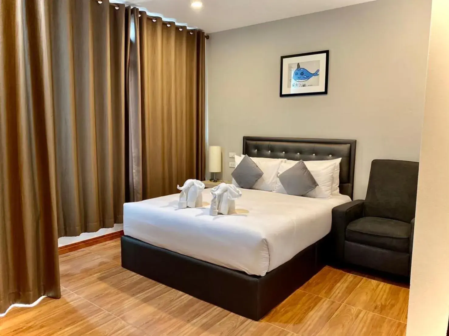 Deluxe Queen Room in The Vet Boutique Hotel - SHA Extra Plus Deluxe Queen Room in The Vet Boutique Hotel - SHA Extra Plus