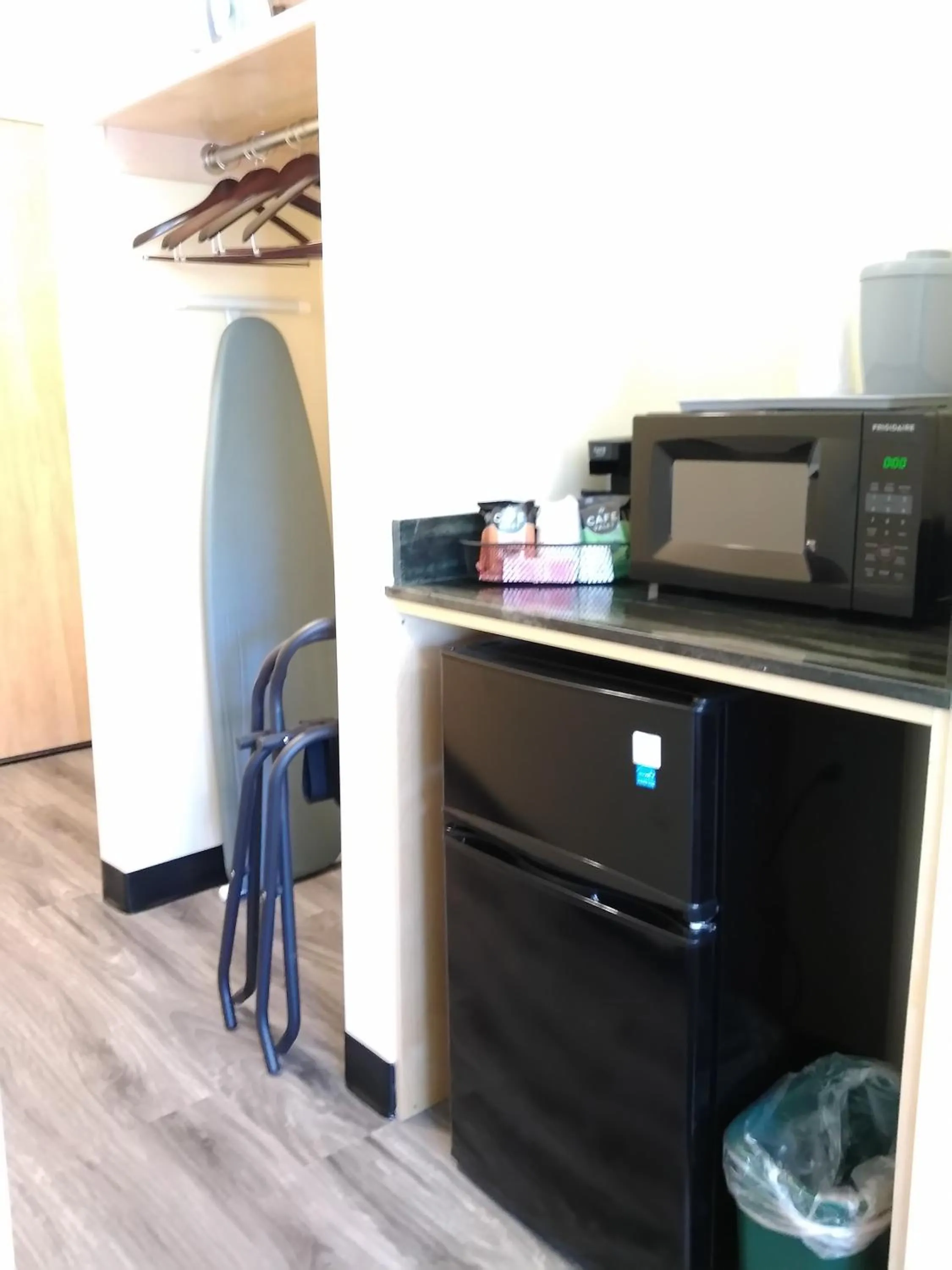 Coffee/tea facilities in The Inn on Mount Desert