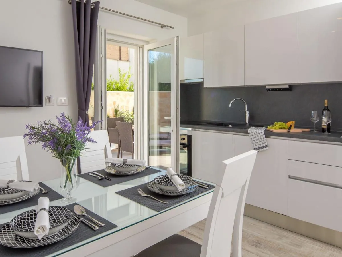 Apartment Villa Franko Maris