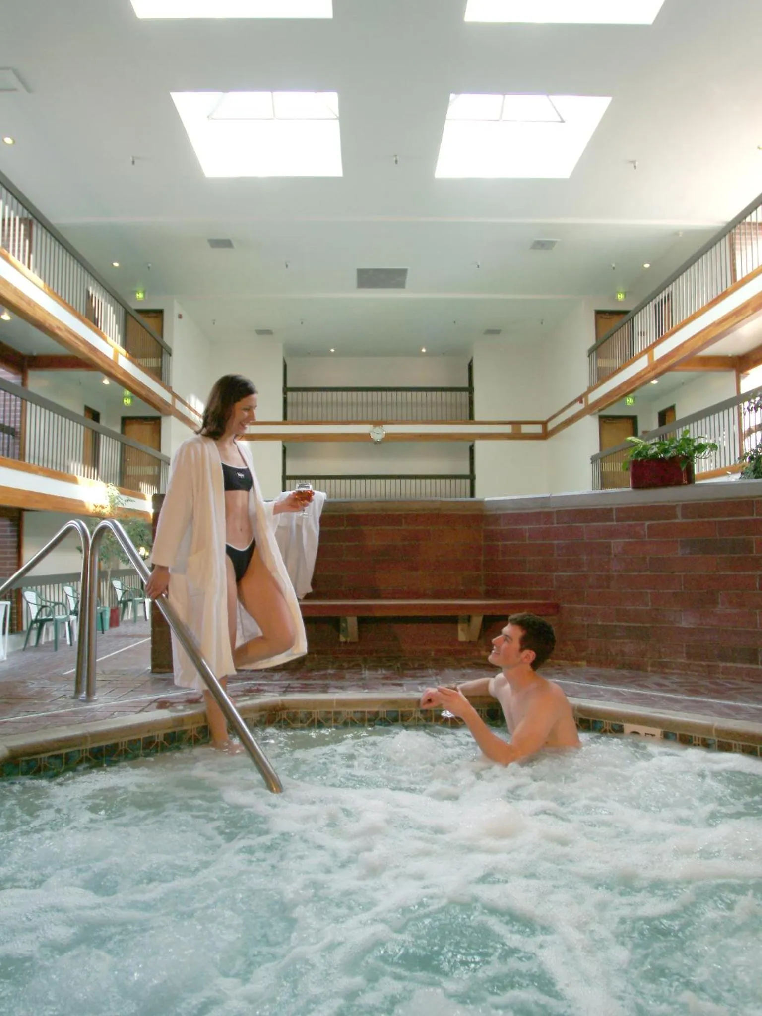 Hot Tub in Raintree's Park Plaza Park City