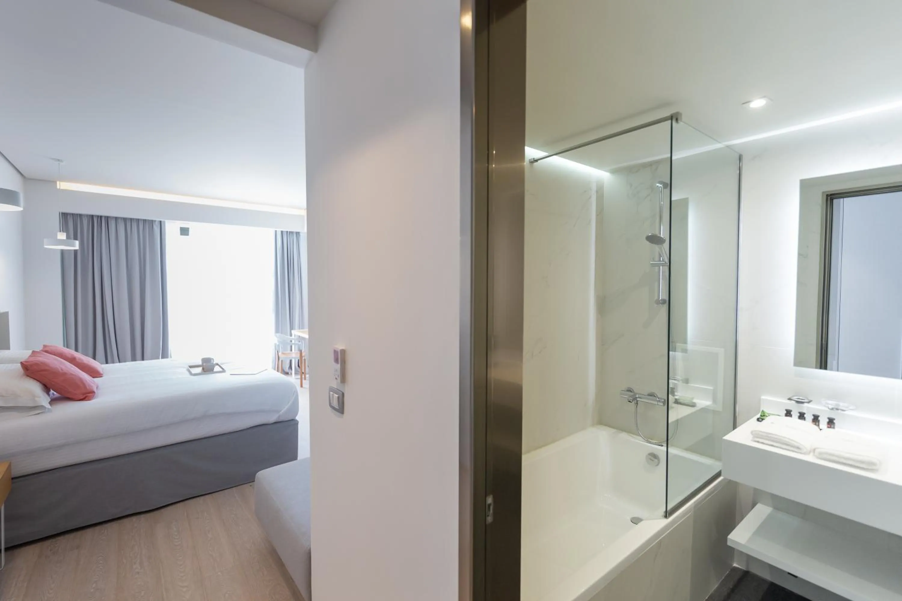 Messinian Icon Hotel & Suites