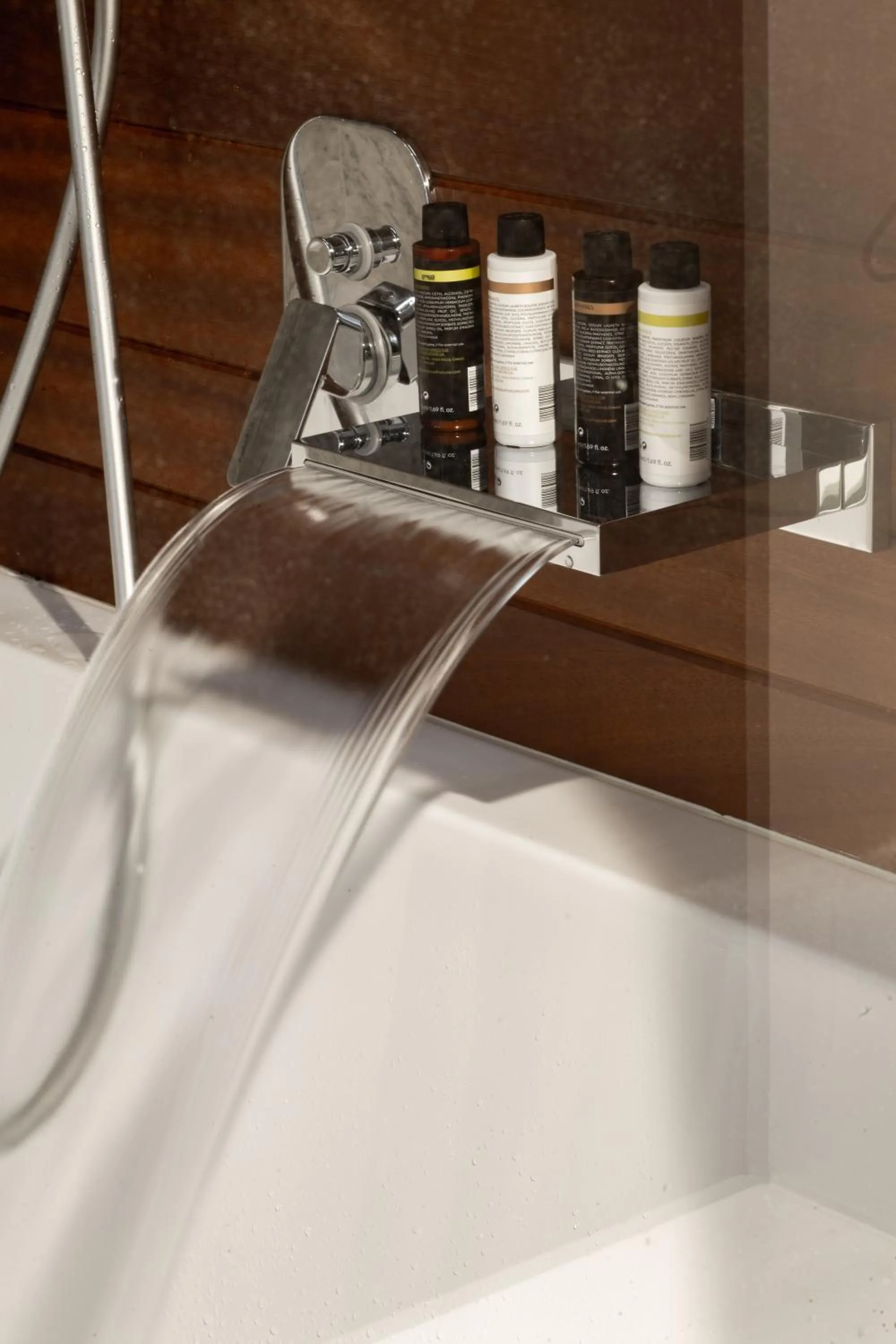 Bathroom in Messinian Icon Hotel & Suites