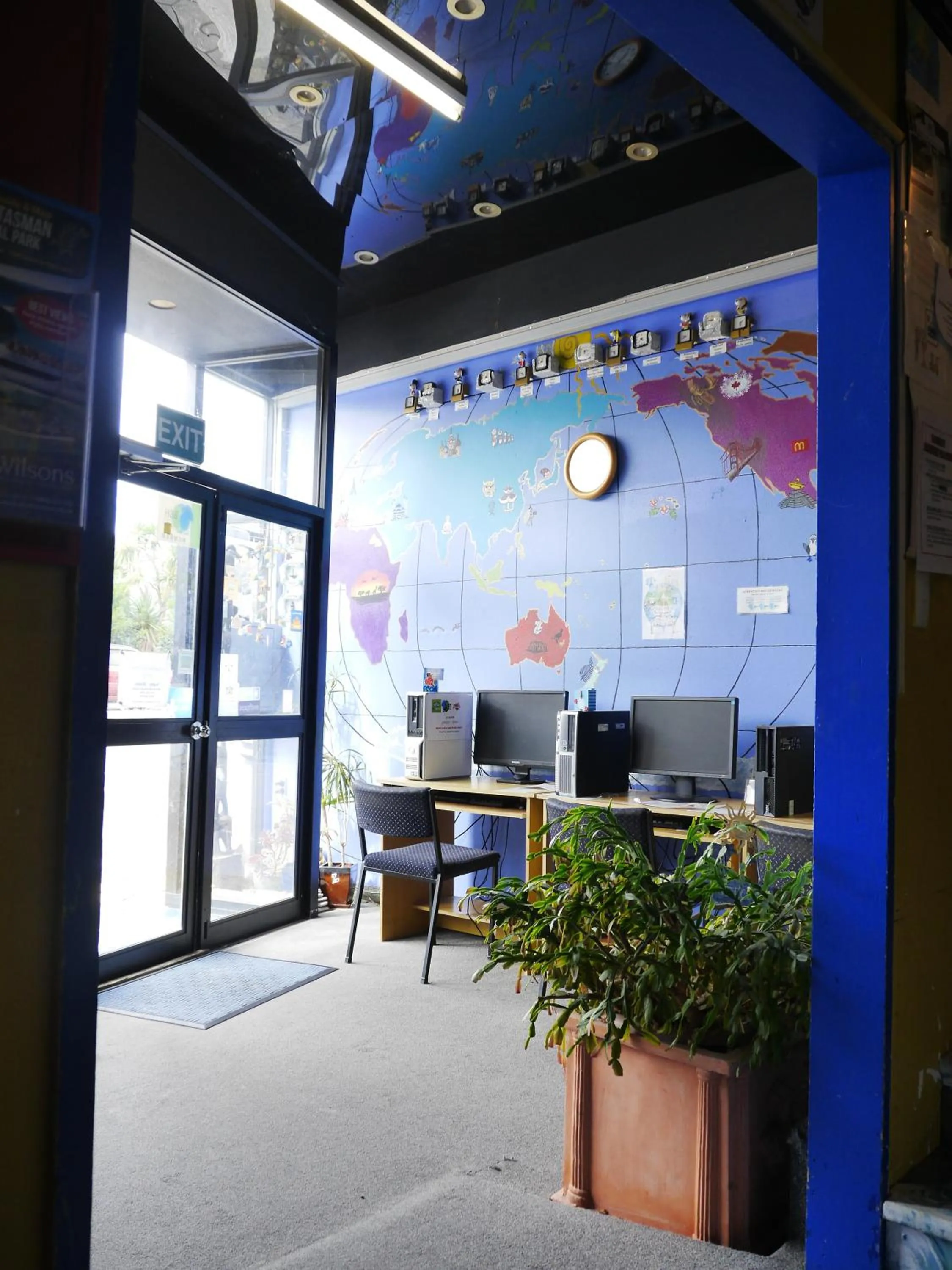 Facade/entrance in Atlantis Backpackers