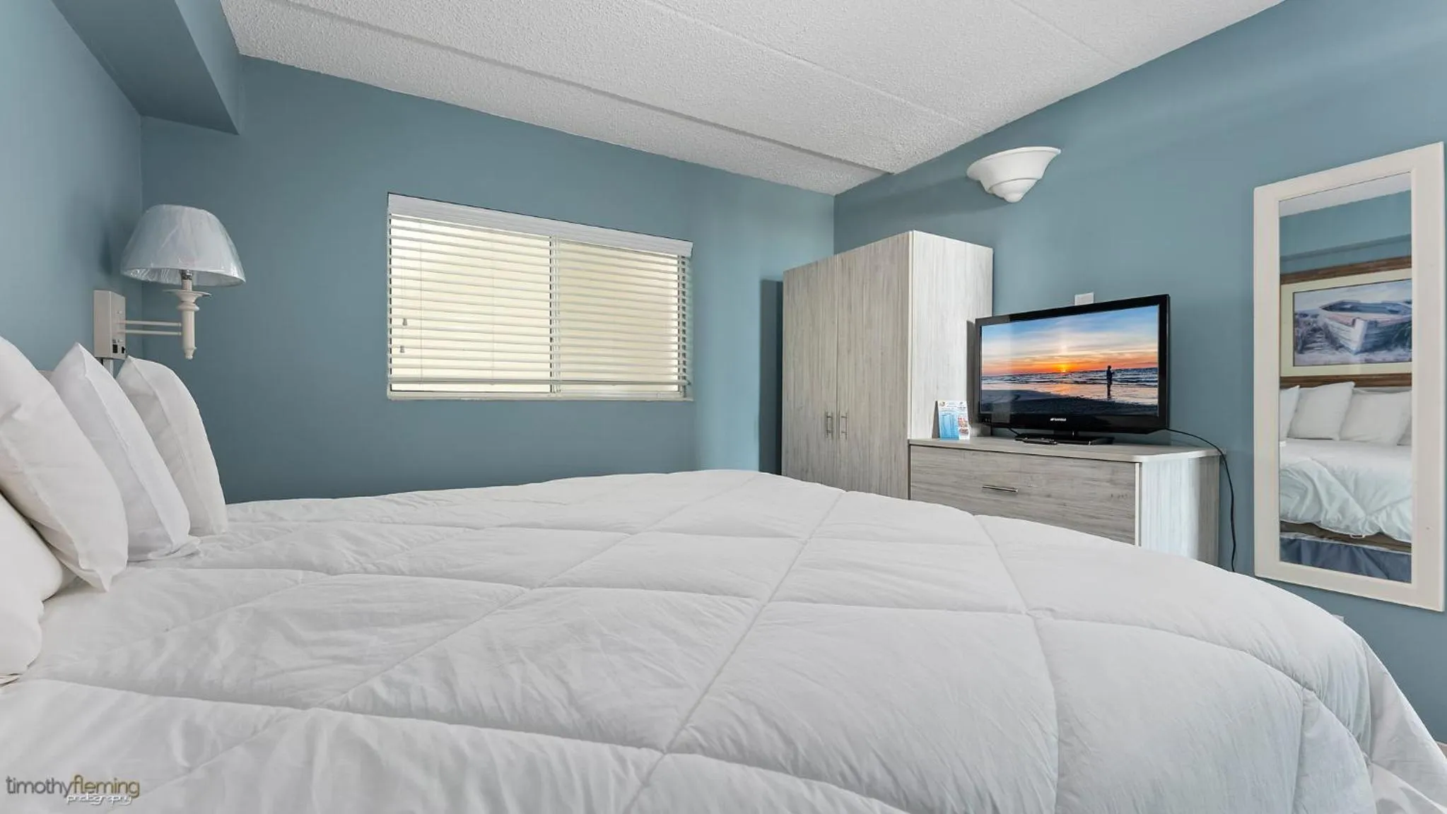 Bed in Beau Rivage Beach Resort