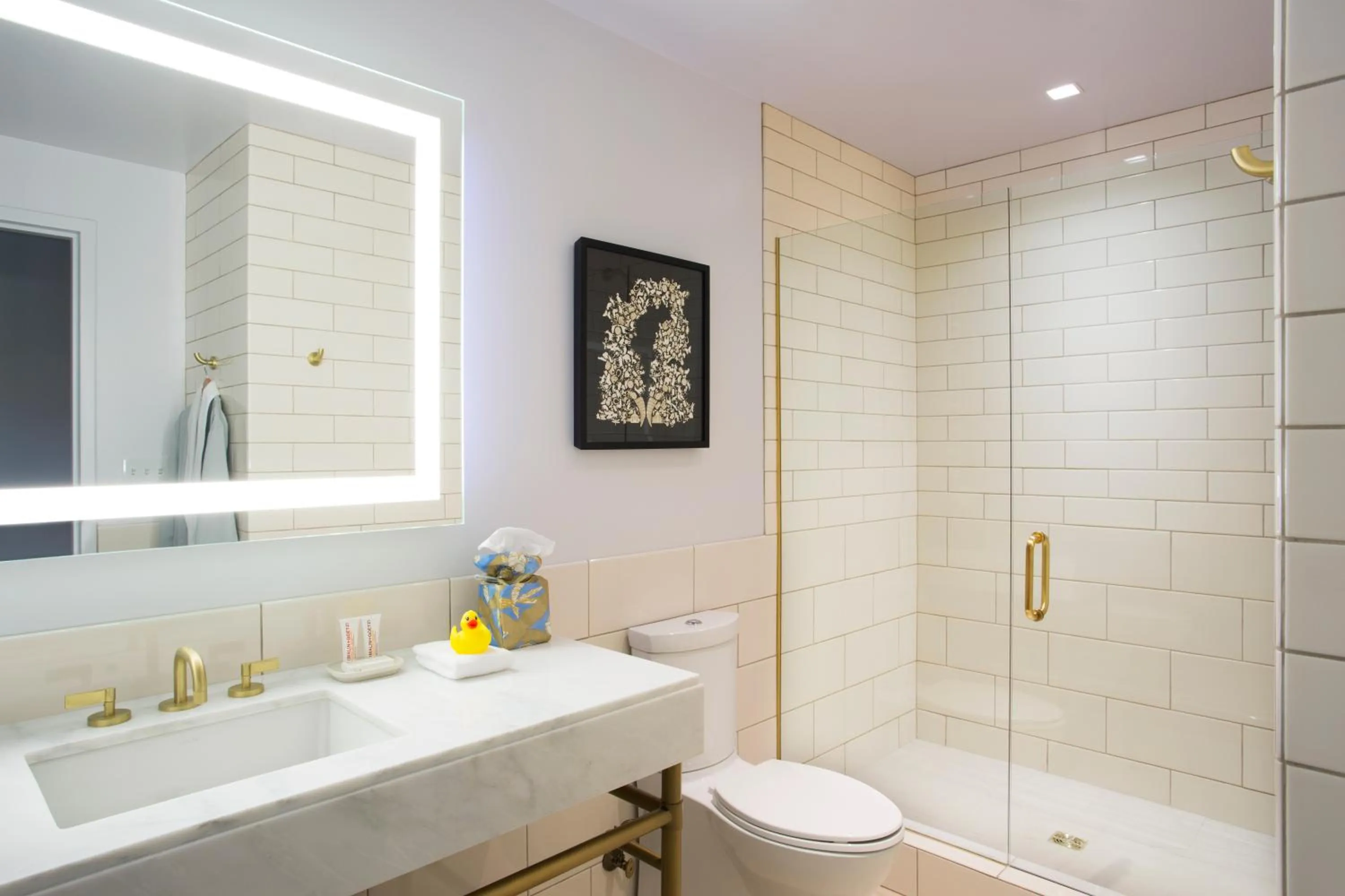 Bathroom in 21c Museum Hotel Bentonville - MGallery