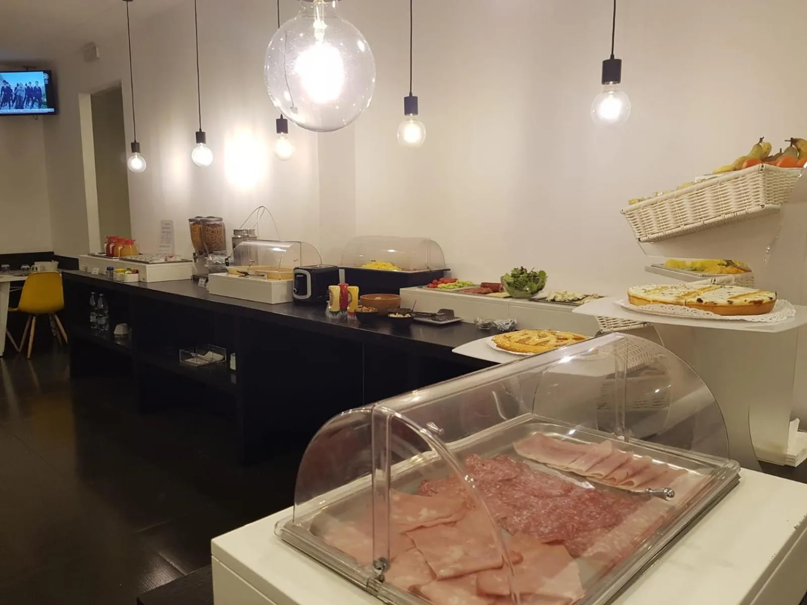 Breakfast in Adrianus Hotel