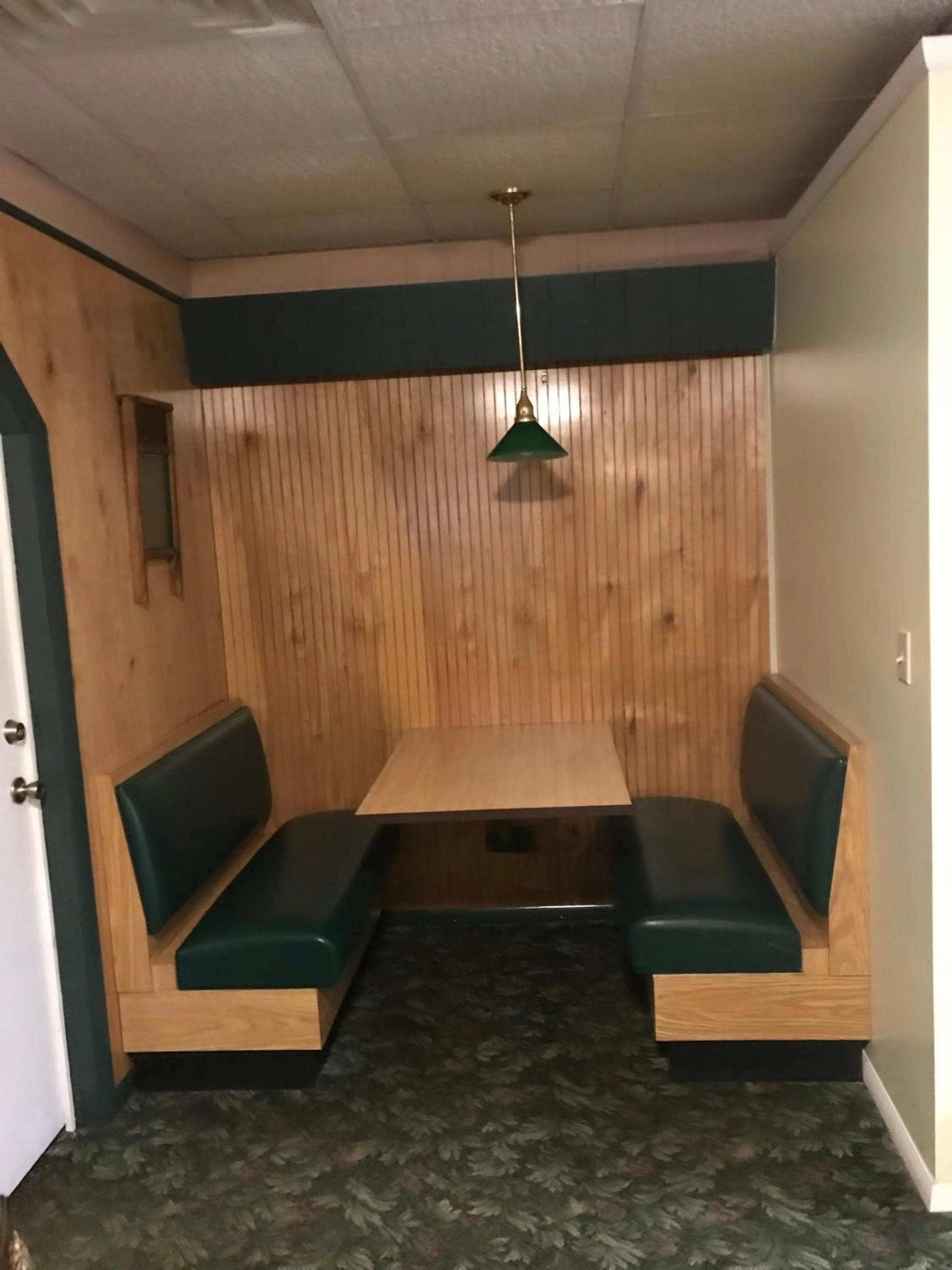 Evergreen Motel