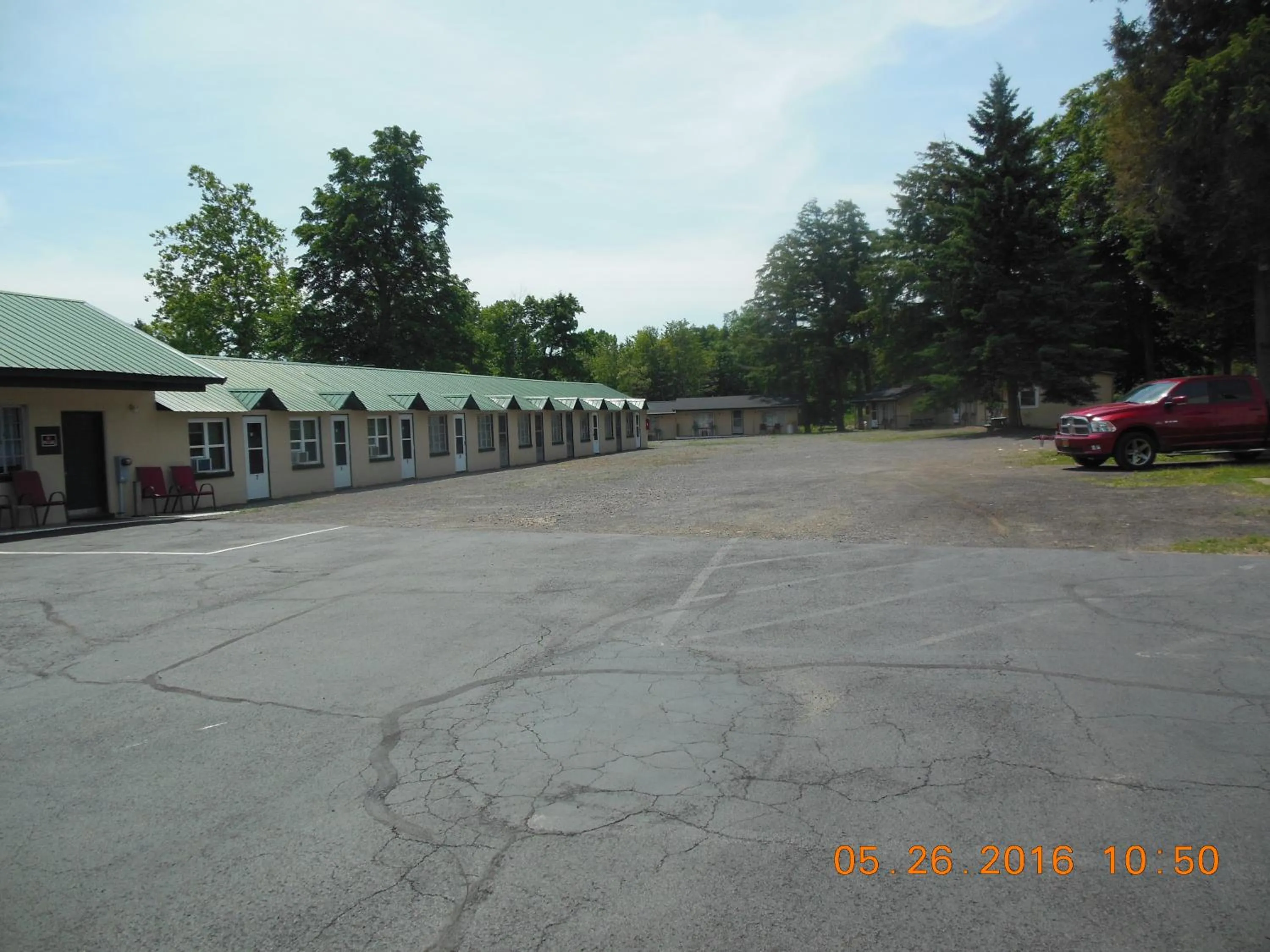 Evergreen Motel