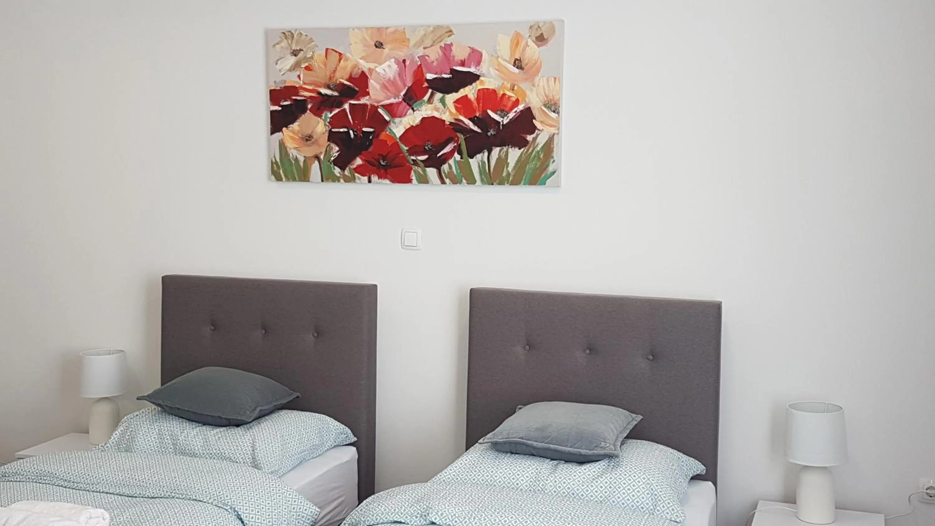 Bed in Marko Airport Rooms