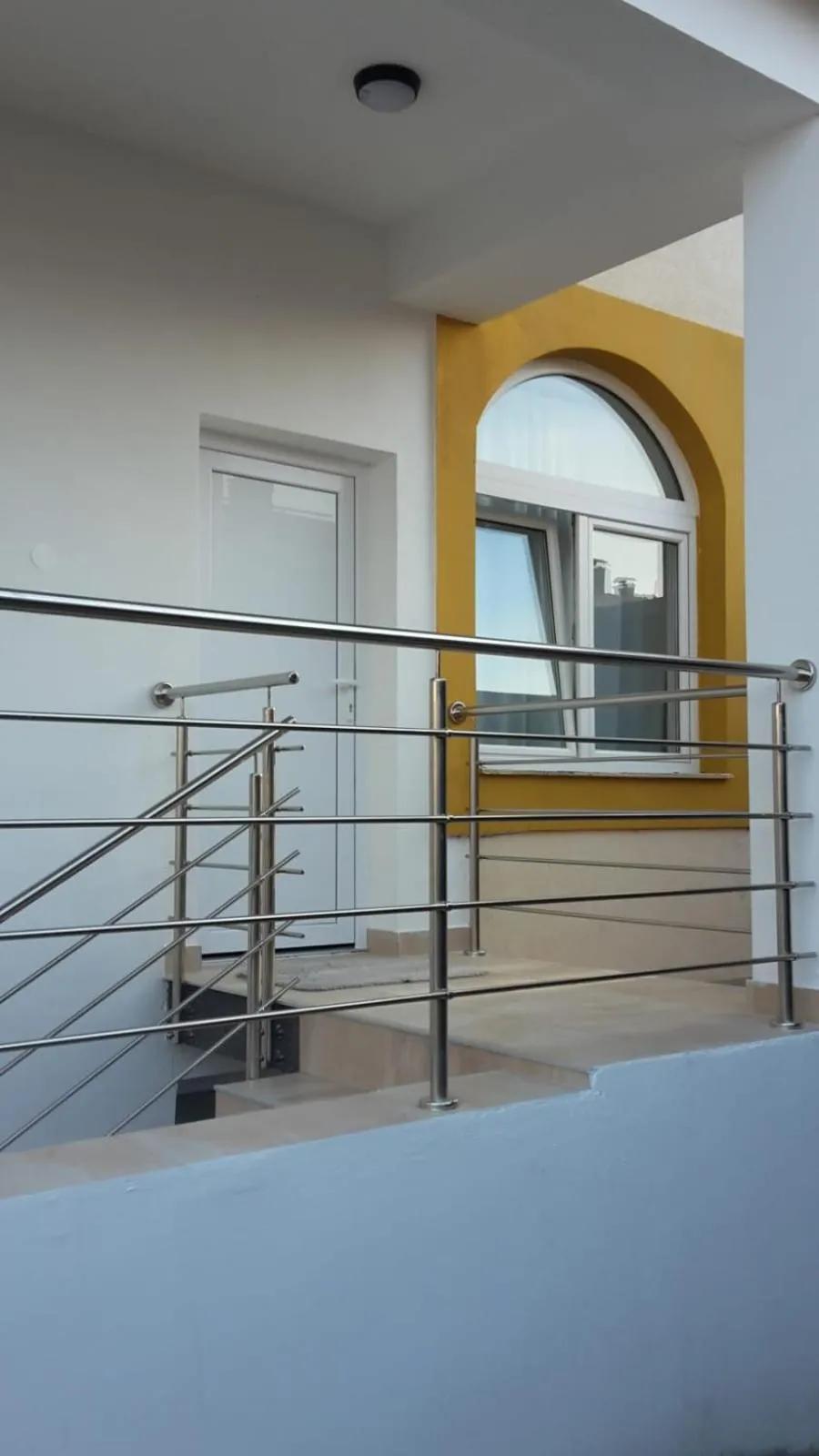 Marko Airport Rooms