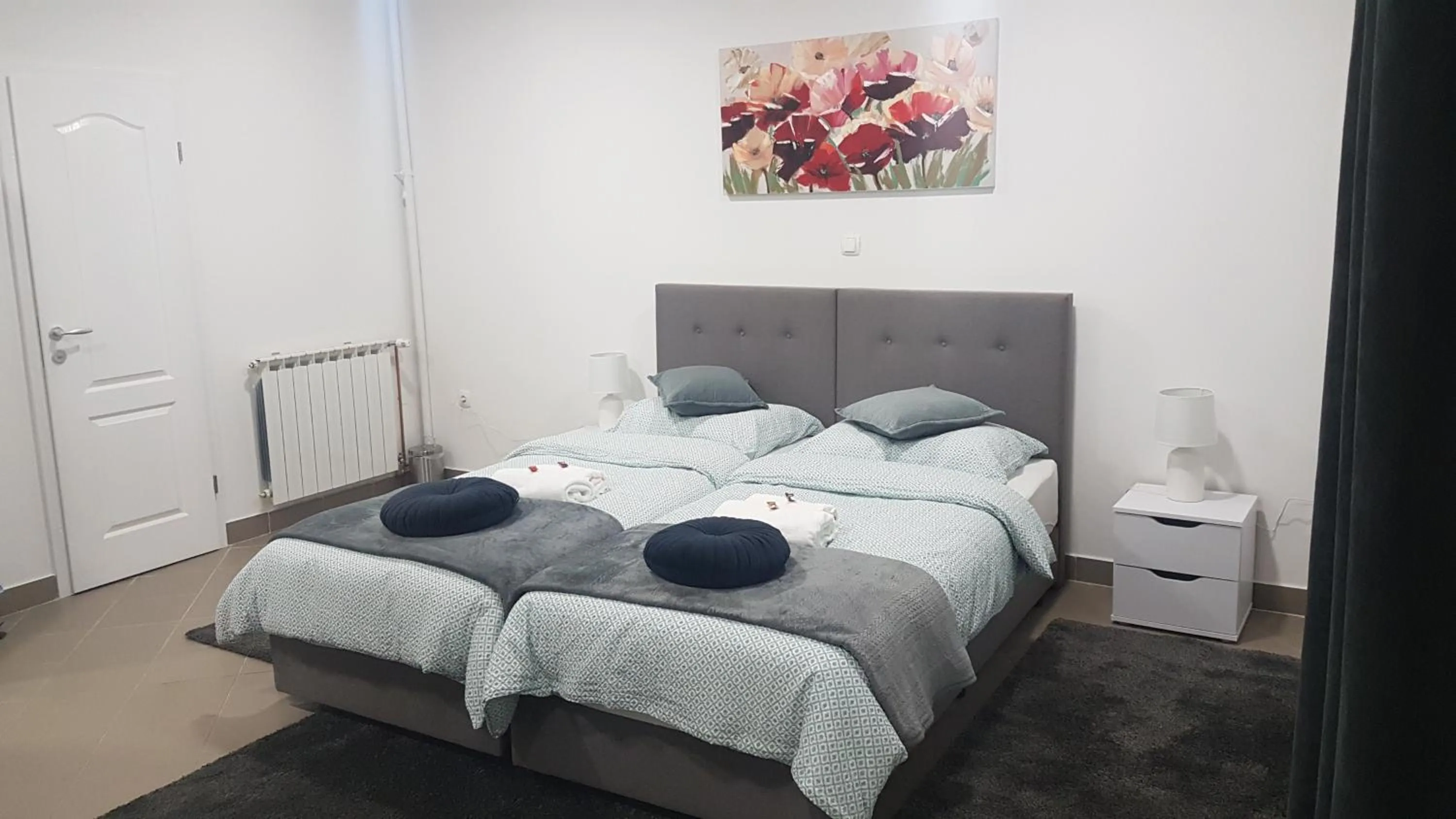 Bed in Marko Airport Rooms