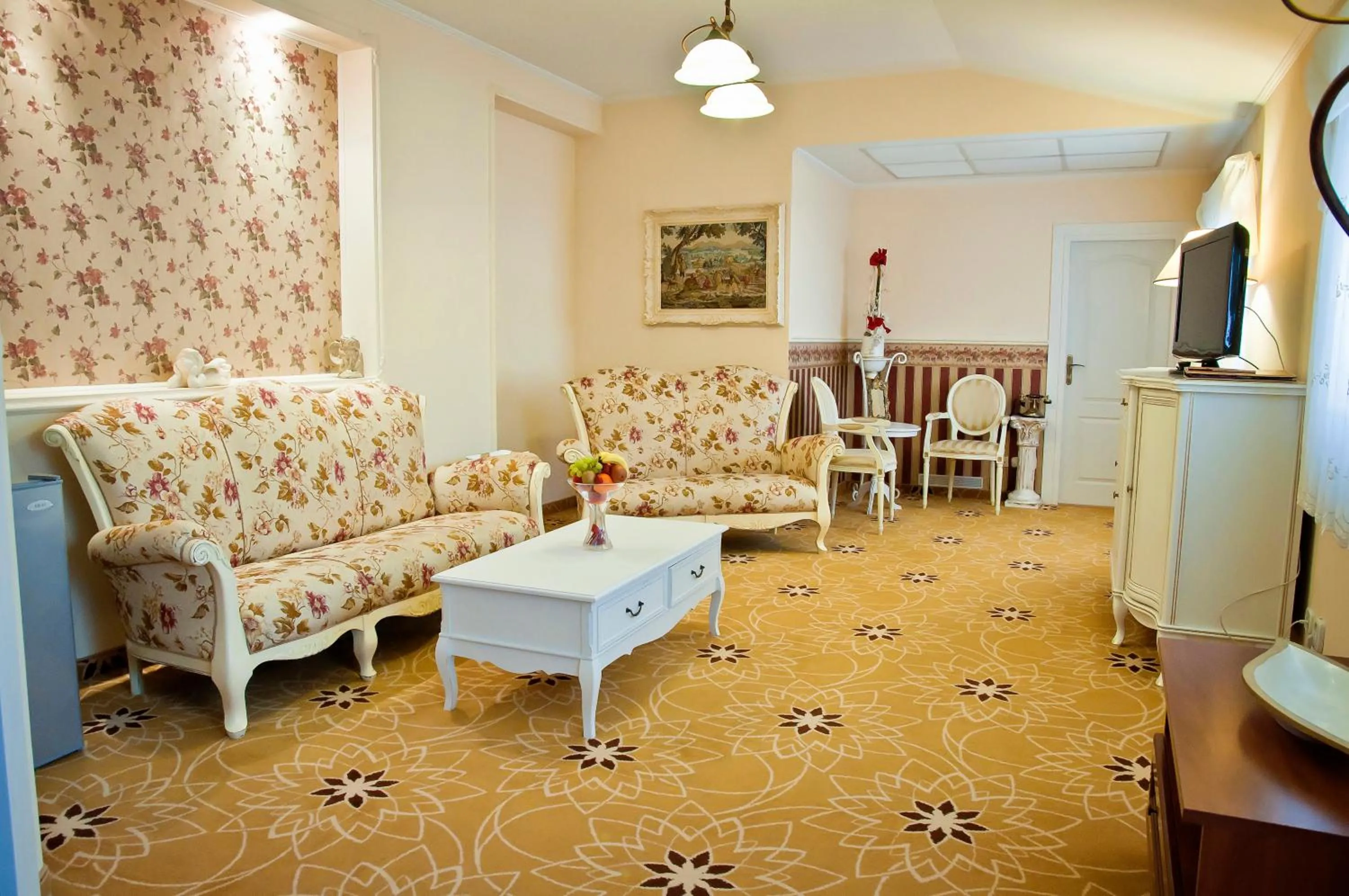 Suite in Golden Royal Boutique Hotel & Spa