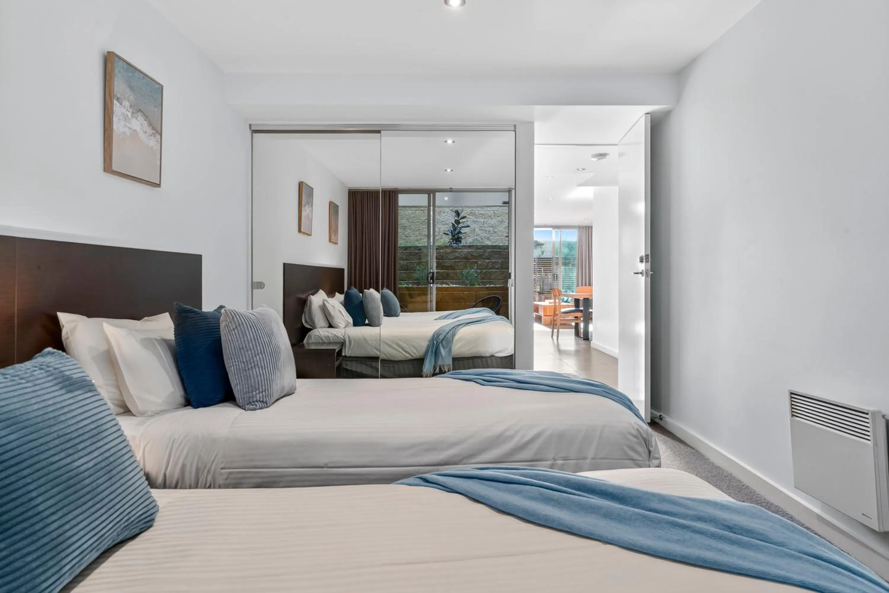 Bedroom, Bed in The Dolphin Apartments