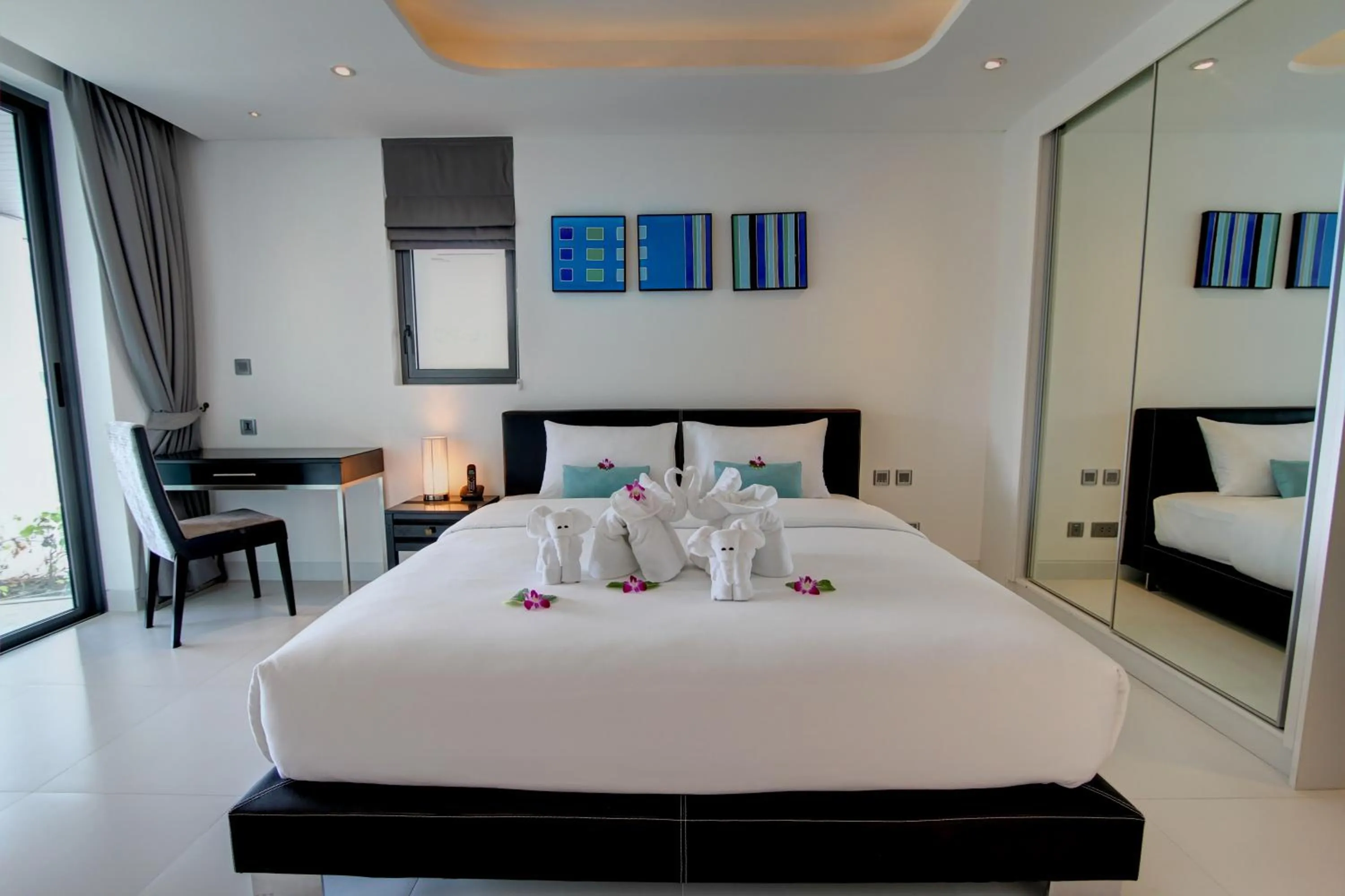 Bedroom, Bed in Absolute Twin Sands Resort & Spa - SHA Extra Plus