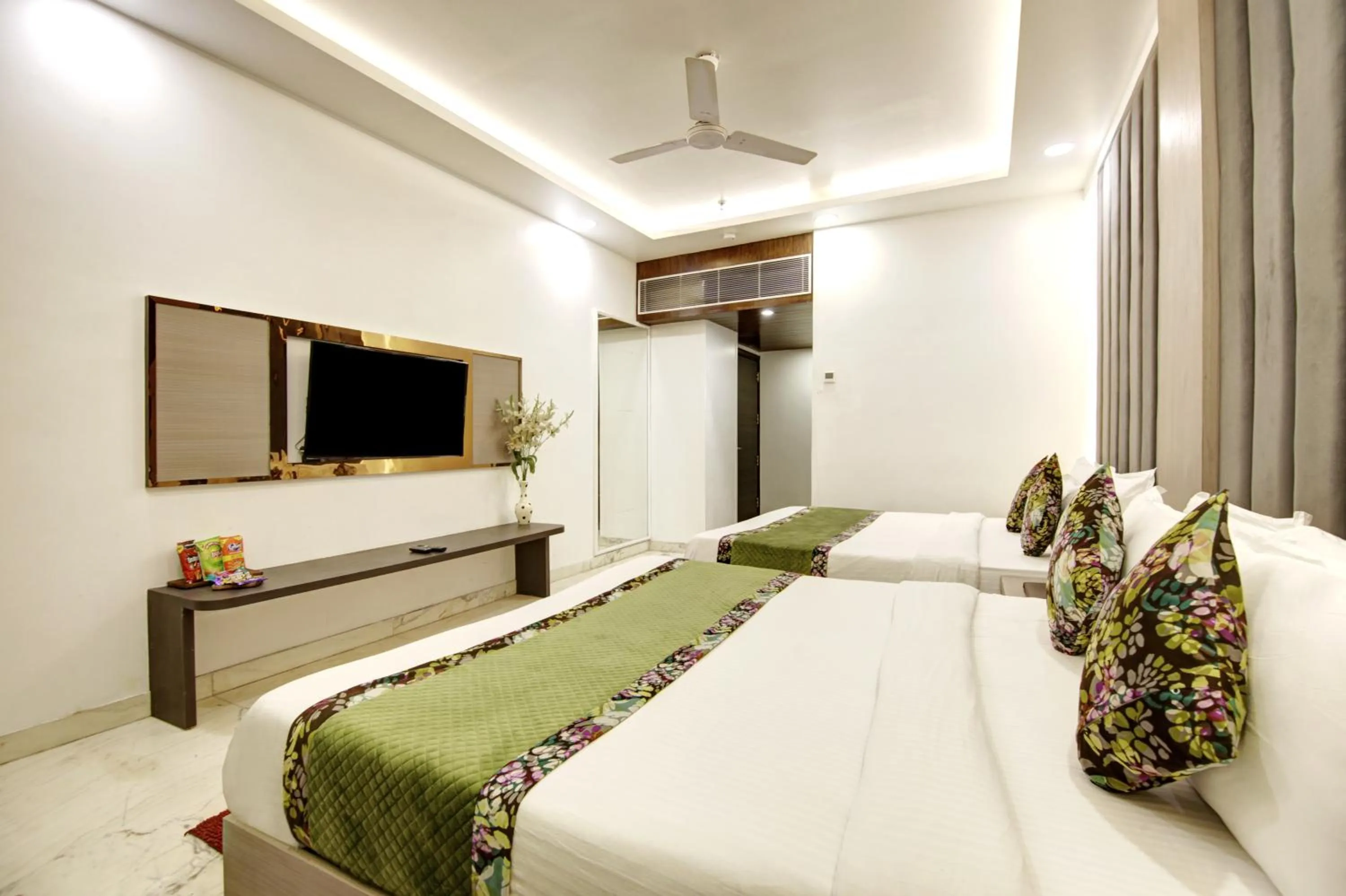 Bed in Hotel All Iz Well - Traveller Choice Award winner 2025