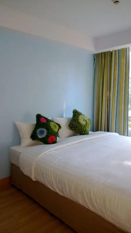 Bed in Nantra Chaweng Beach Hotel