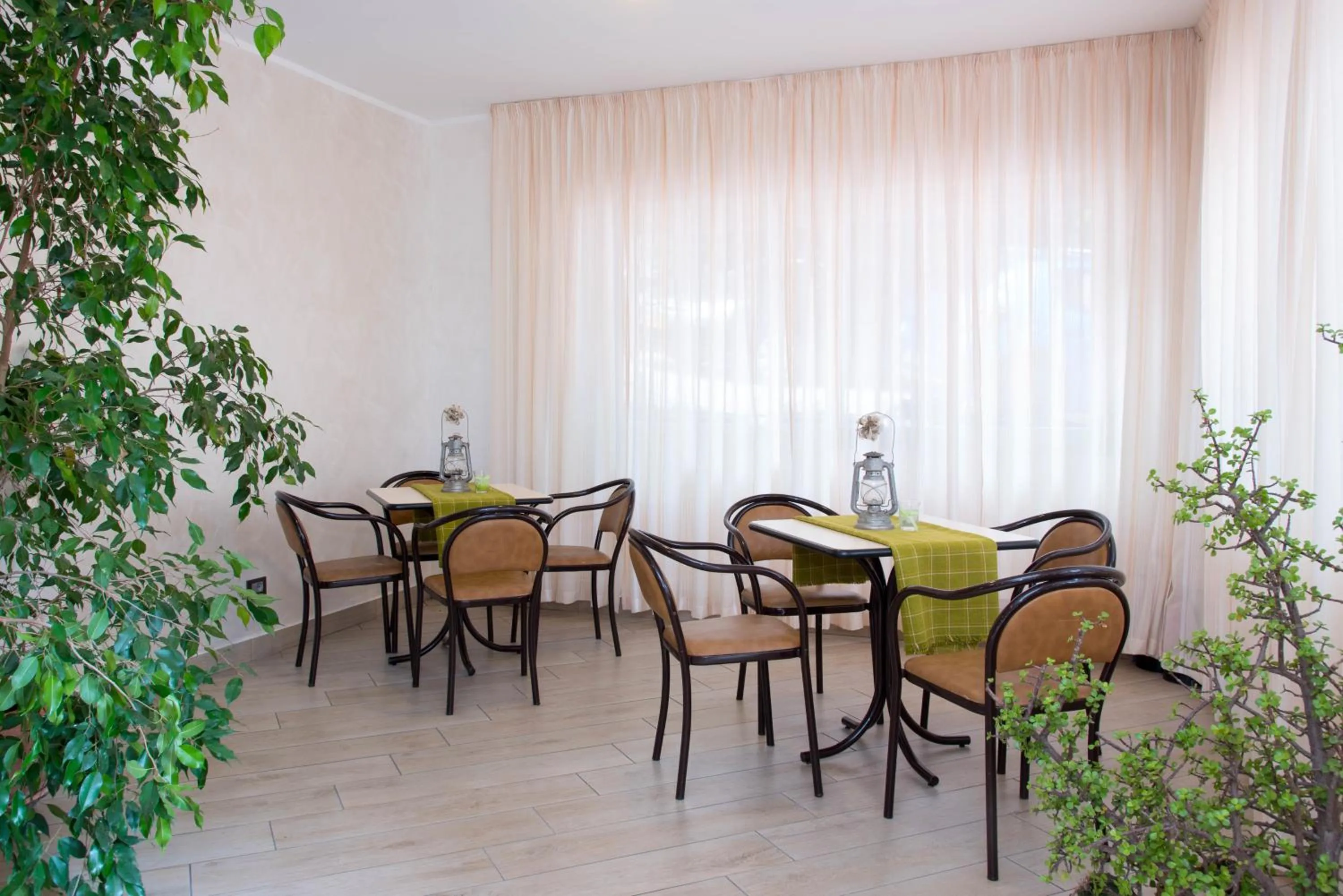 Food and drinks in Residence Oleandro