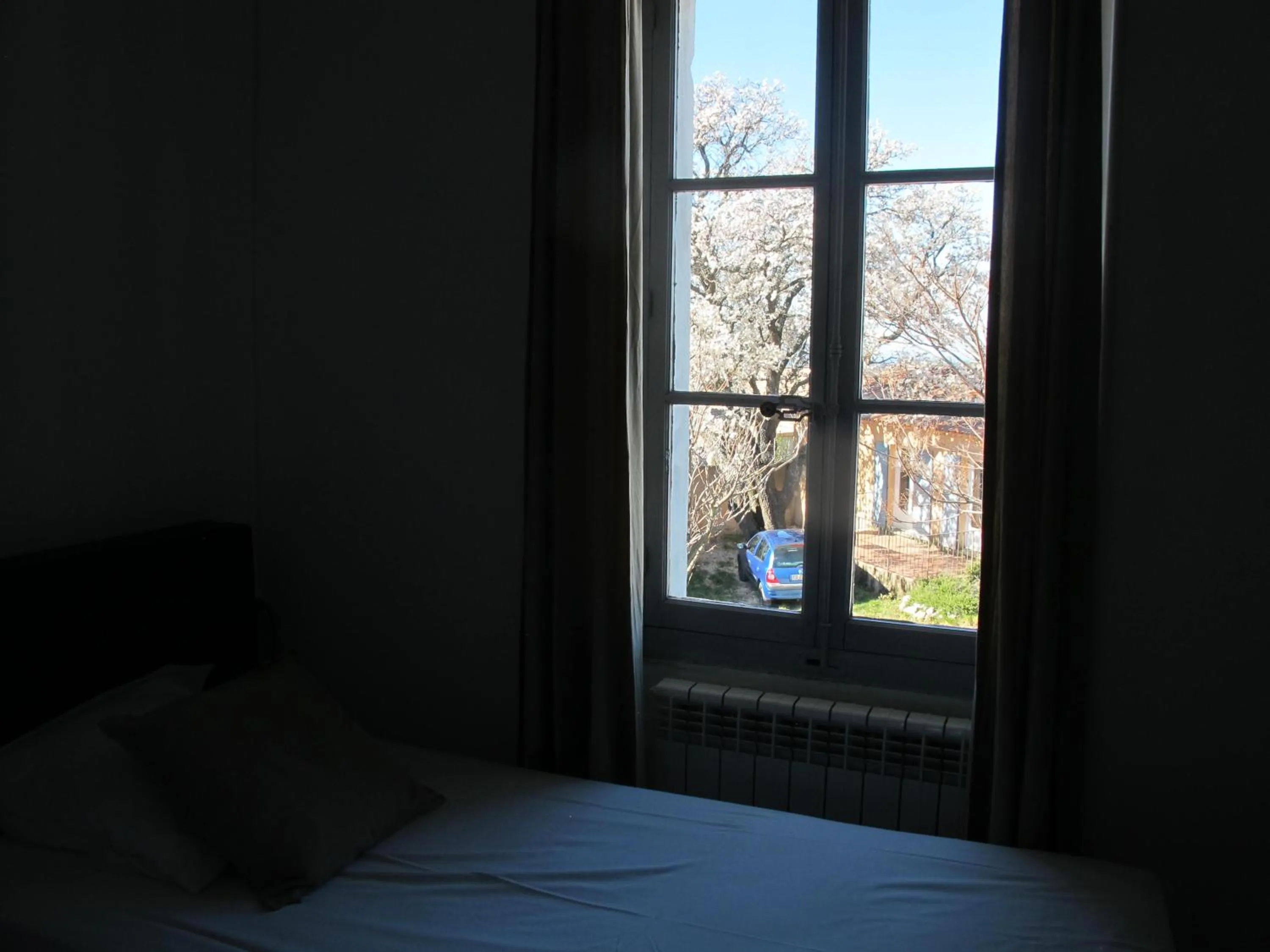 Bedroom, Bed in Le Guintrand