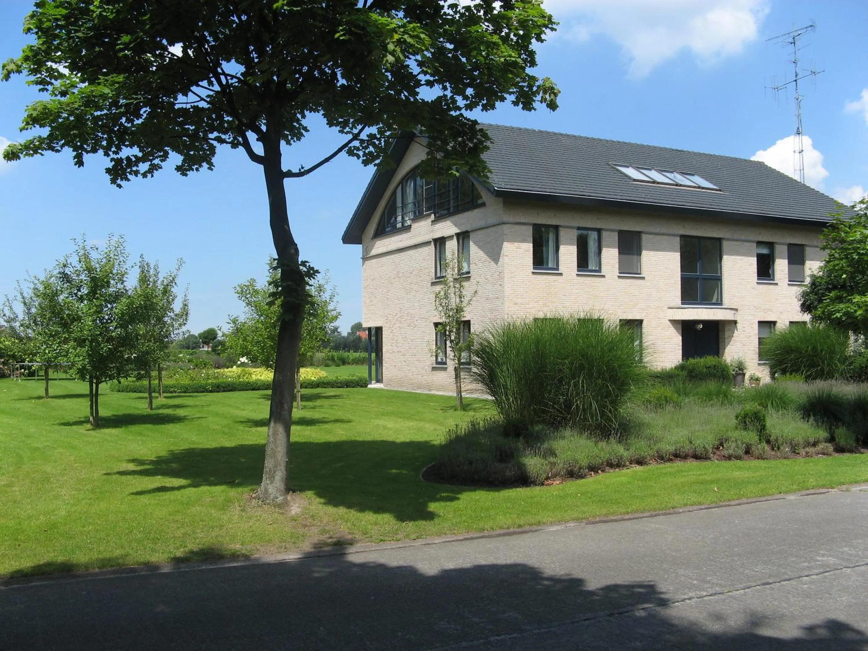 Facade/entrance in B&B Au Grenier
