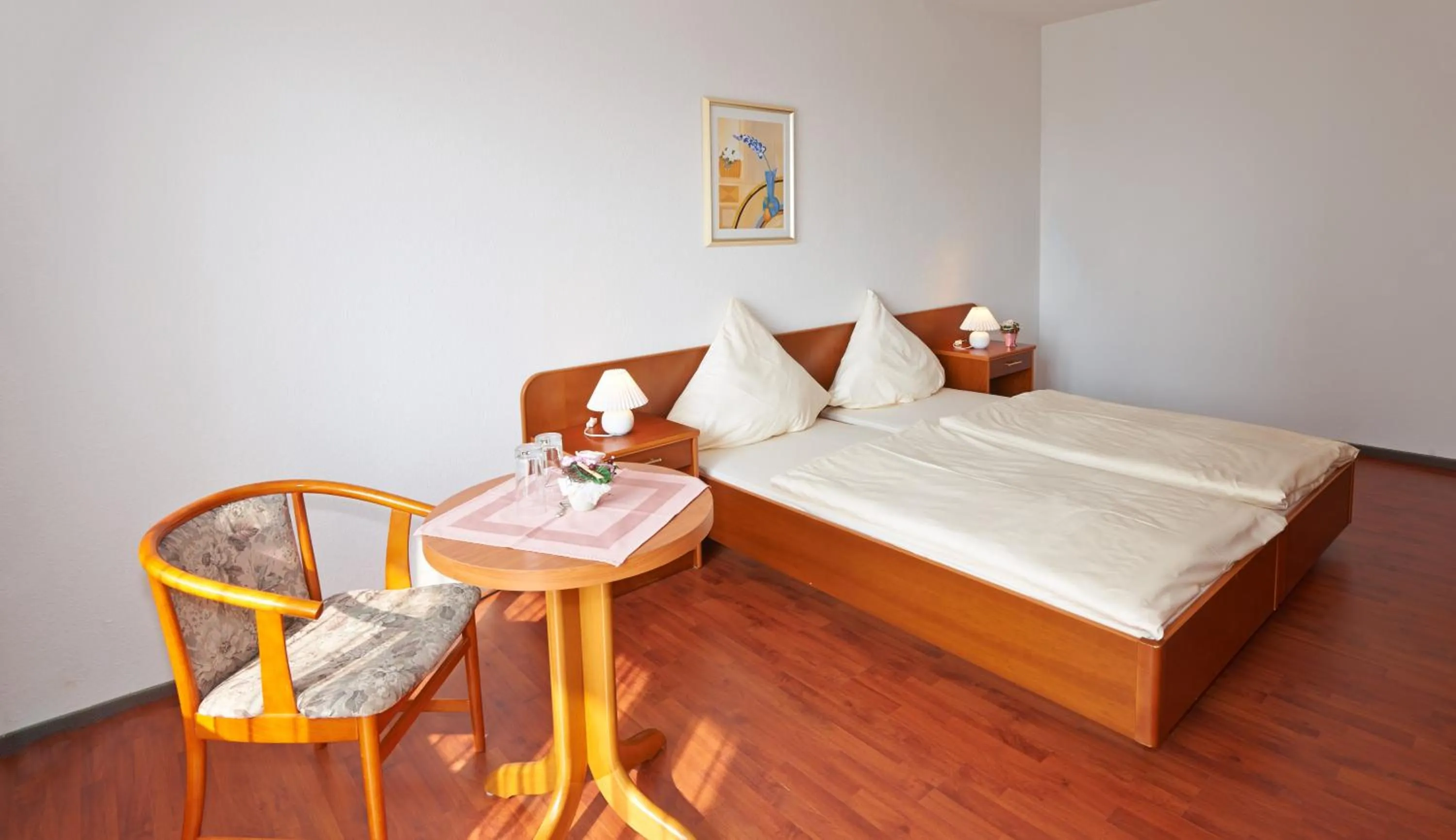 Photo of the whole room, Bed in Alpha Apparthotel leipzig-Rötha