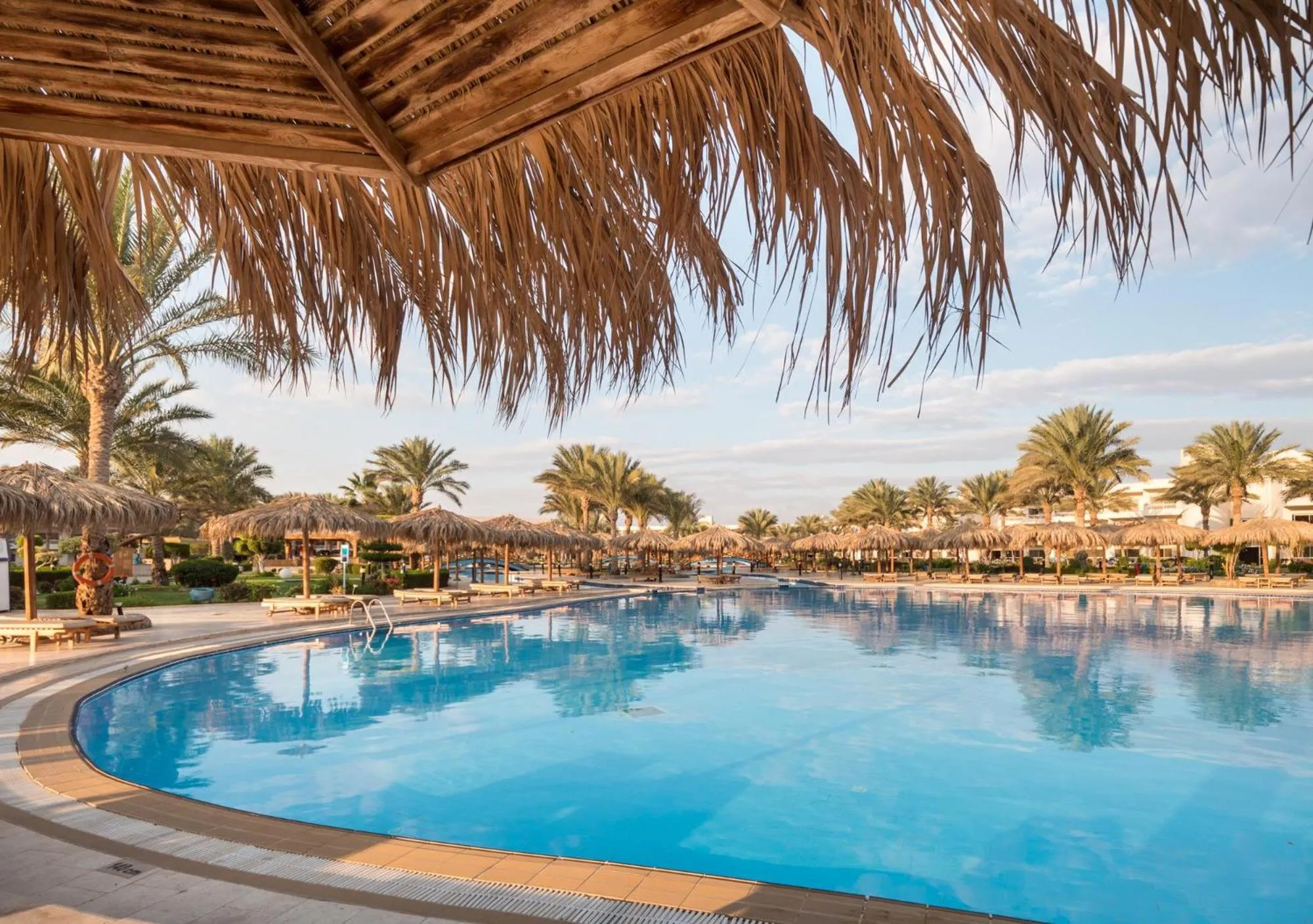 Swimming pool in Hurghada Long Beach Resort