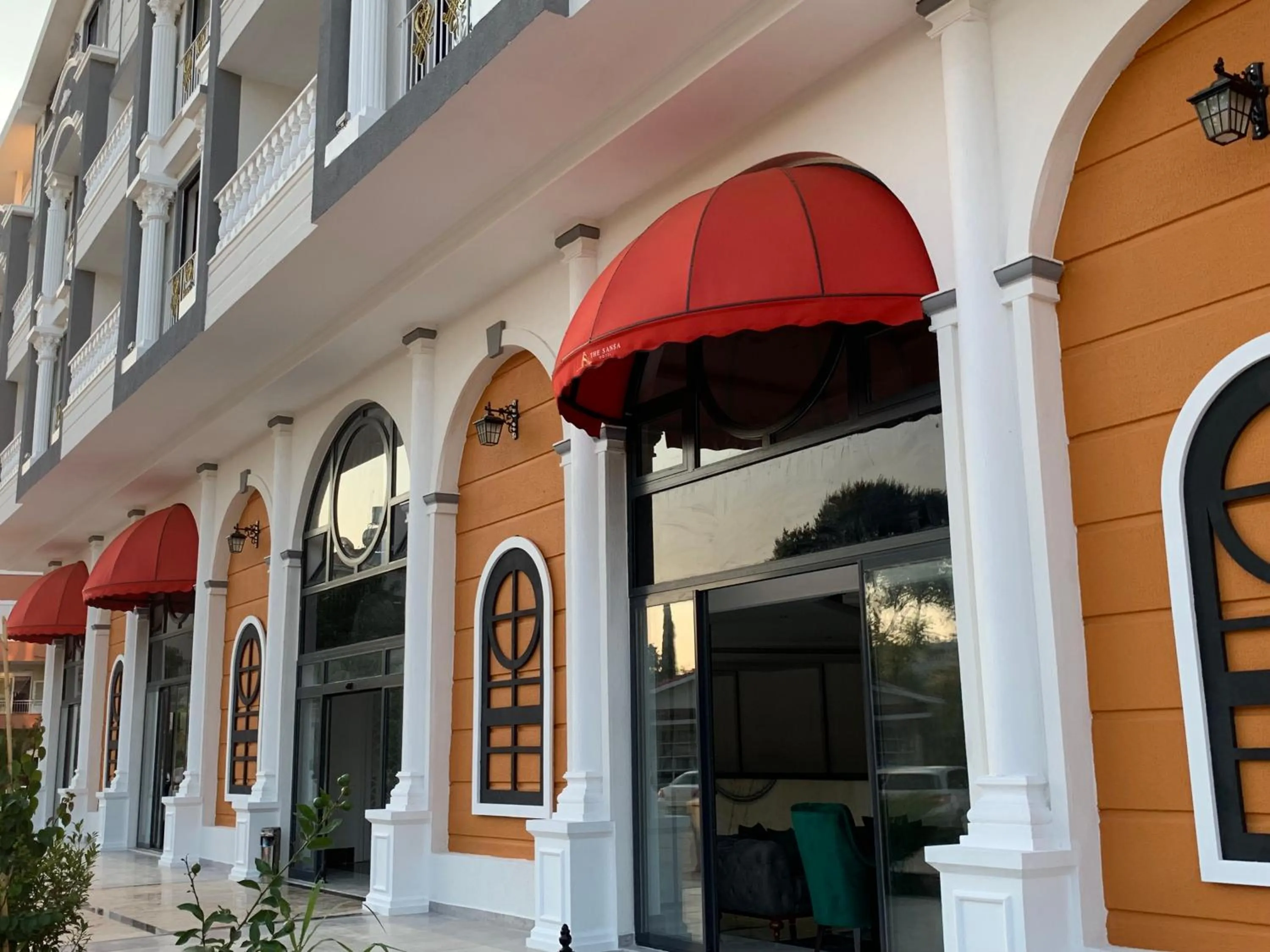 Facade/entrance in The Sansa Hotel & Spa