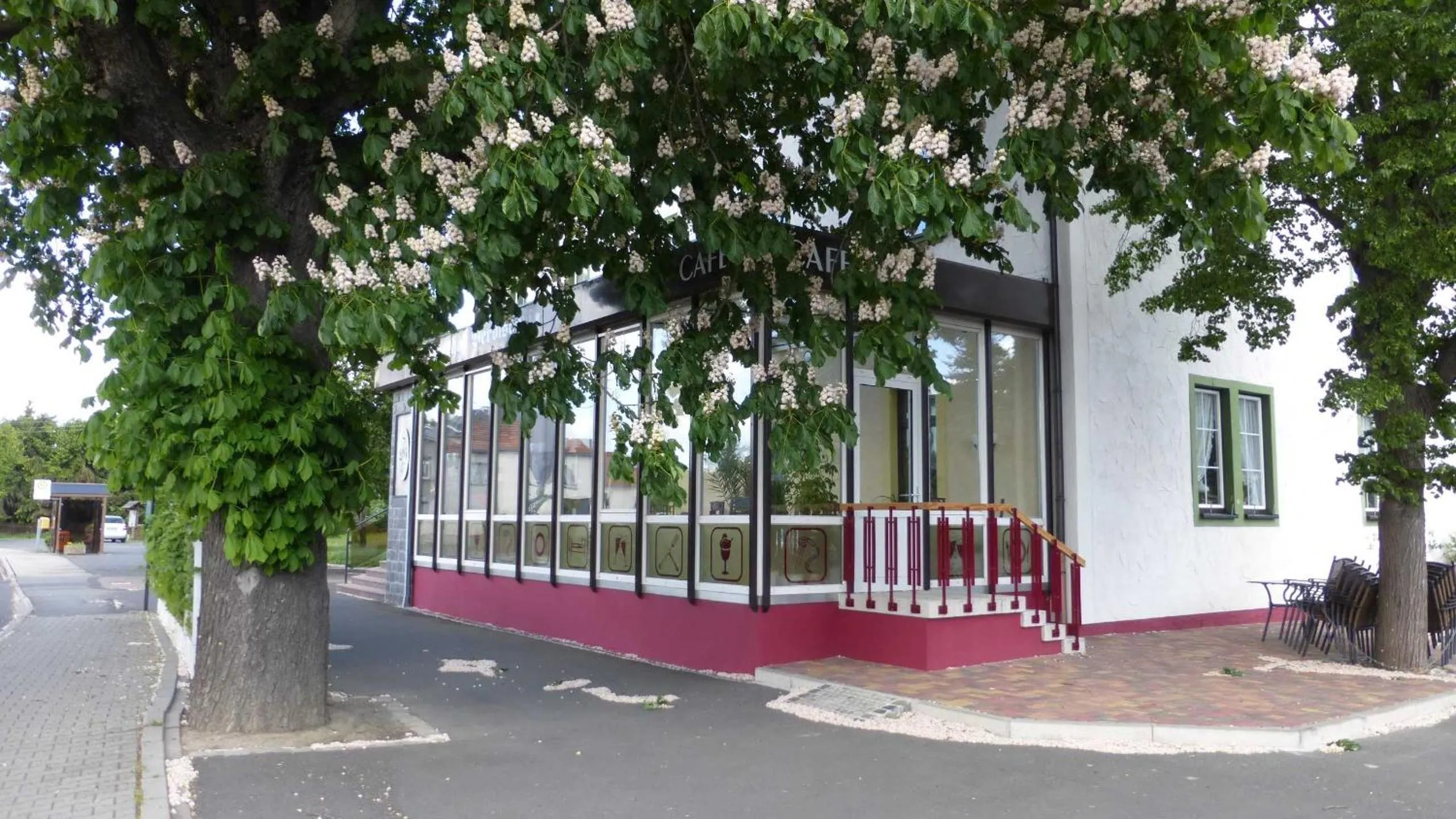 Property building in Hotel & Ristorante Positano