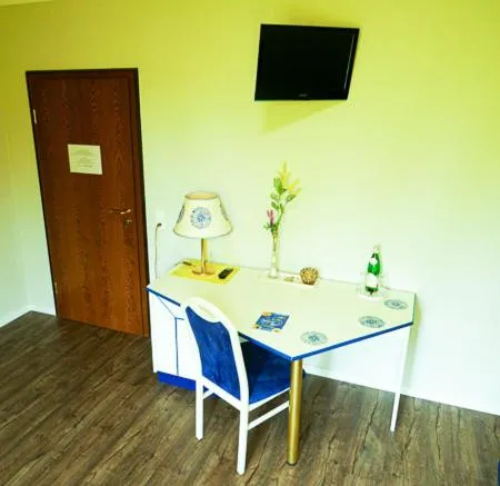 TV and multimedia in Hotel & Ristorante Positano