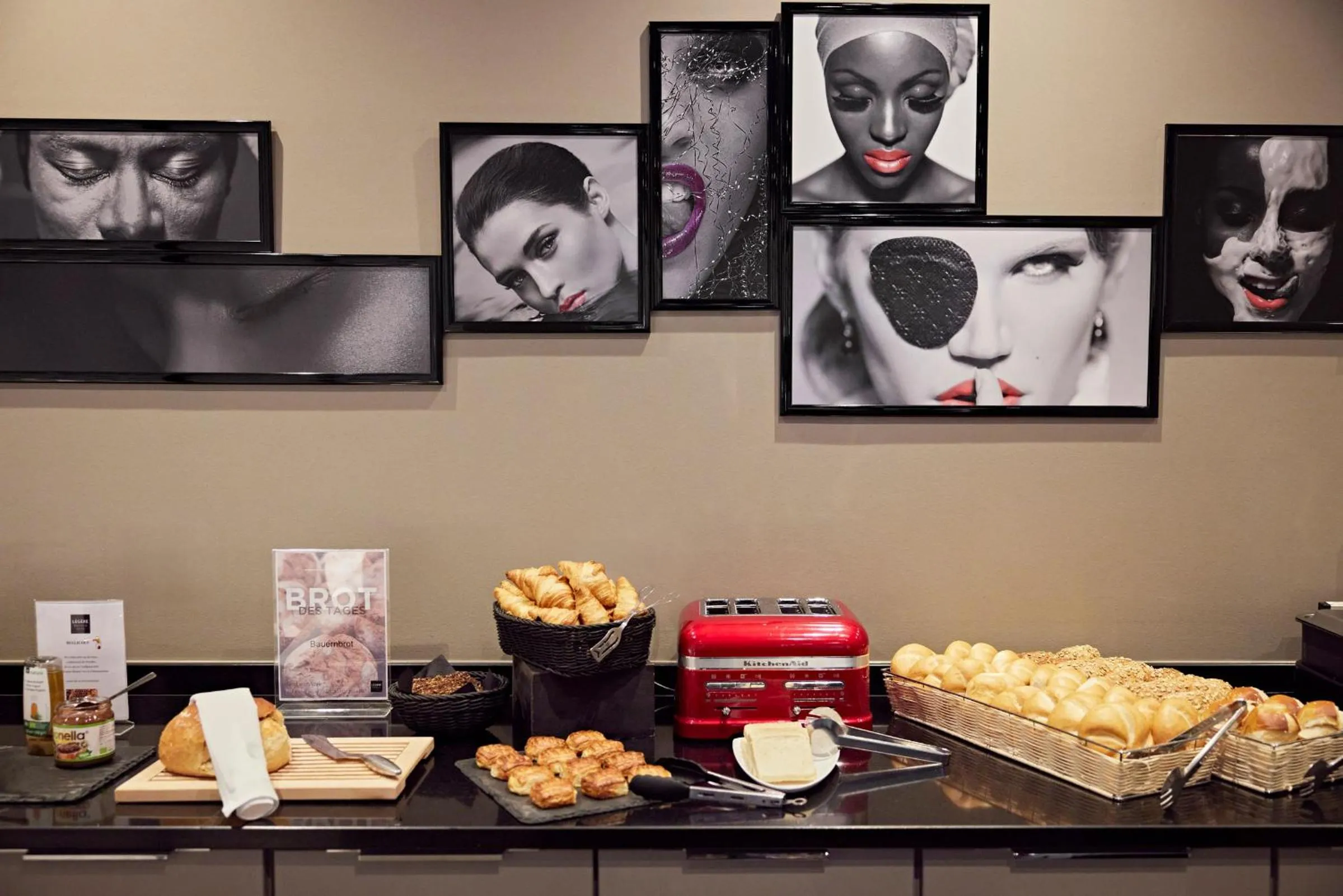 Breakfast in LÉGÈRE HOTEL Tuttlingen