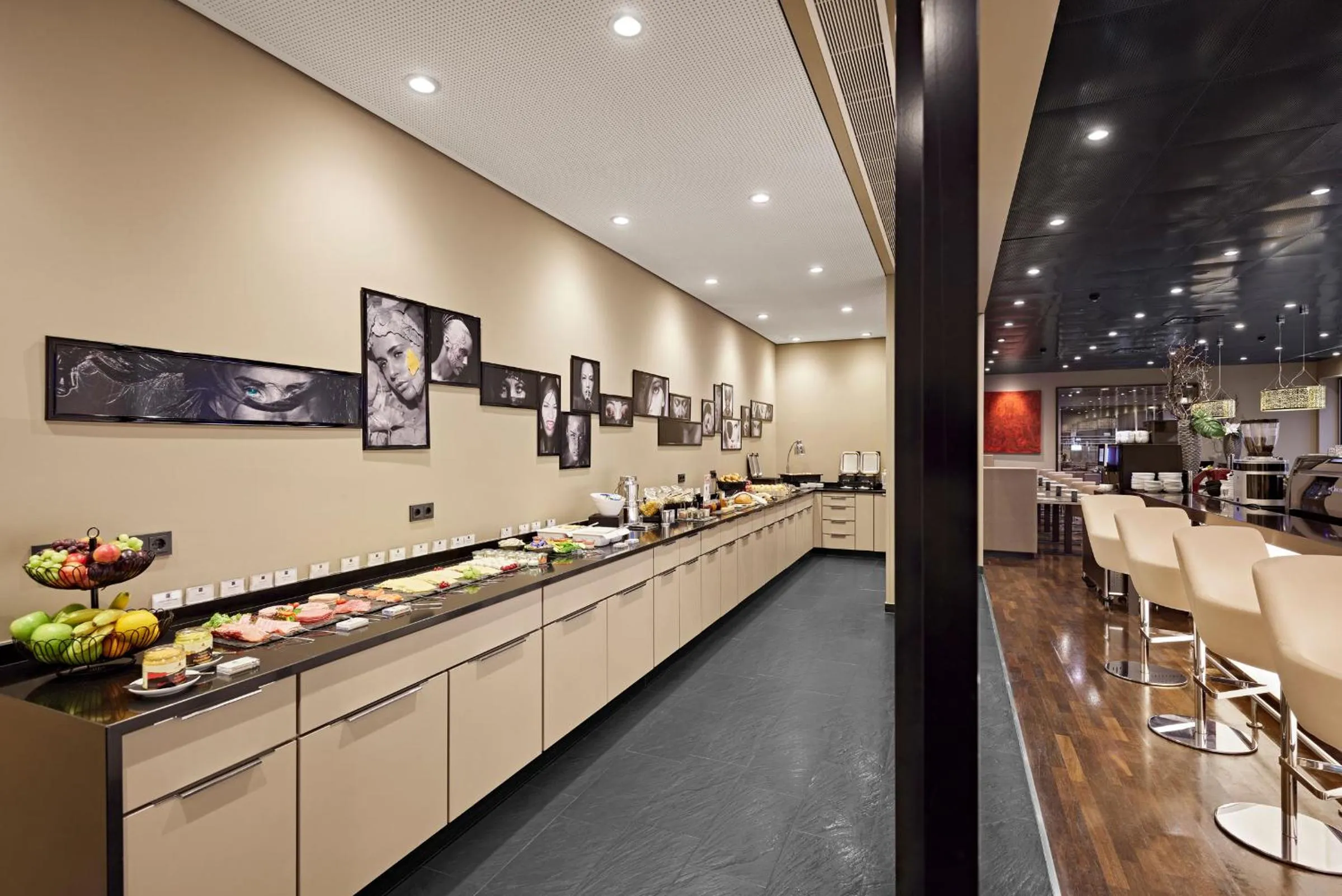 Breakfast in LÉGÈRE HOTEL Tuttlingen