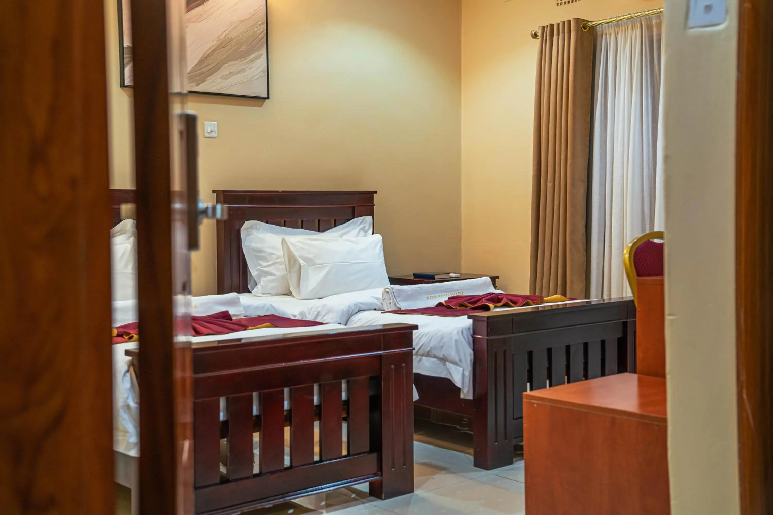 Standard Twin Room in Nyamfinzi Hotel