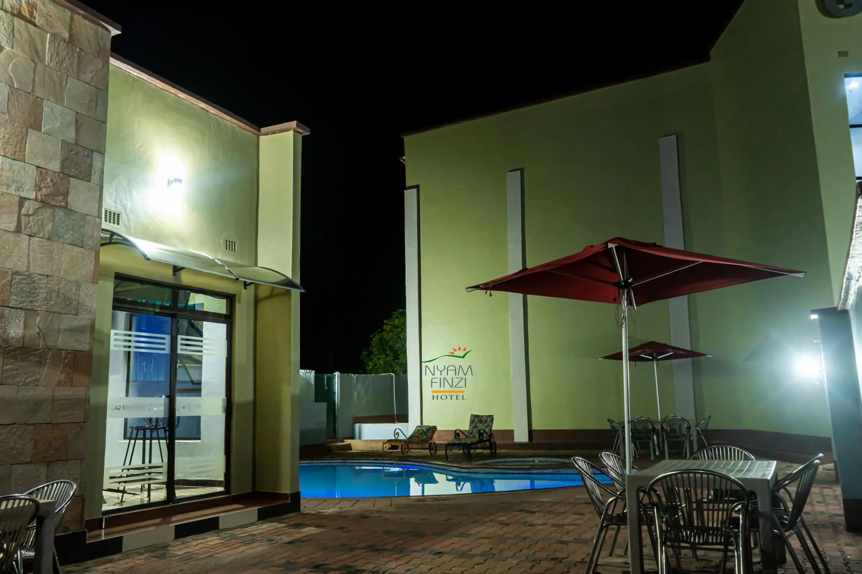 Nyamfinzi Hotel