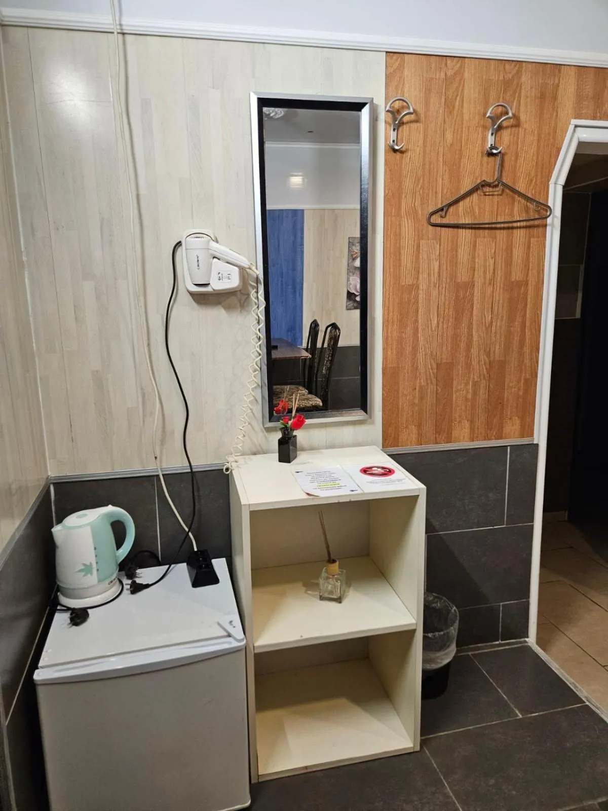 wardrobe in Paralax Hotel