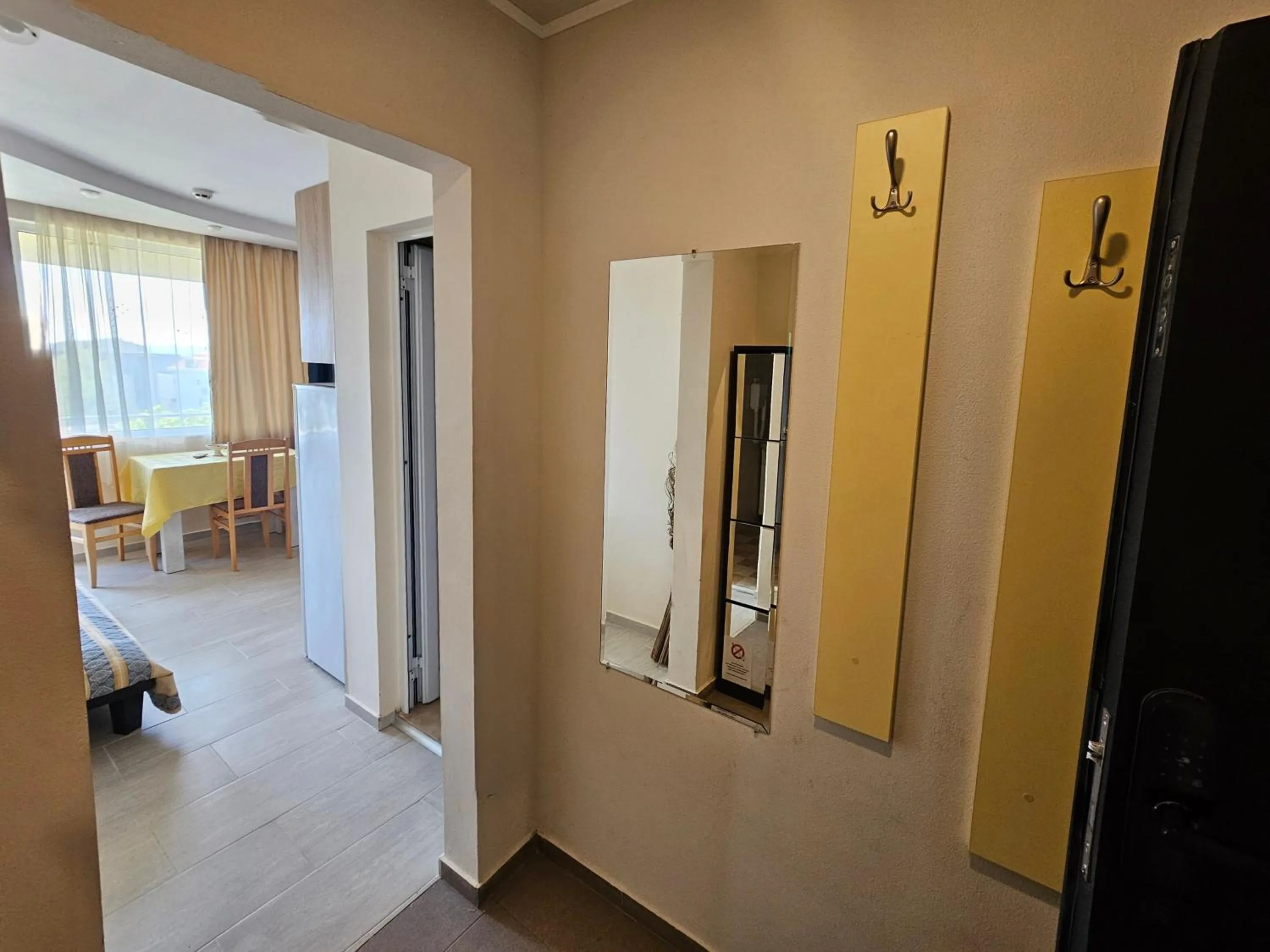 wardrobe in Paralax Hotel