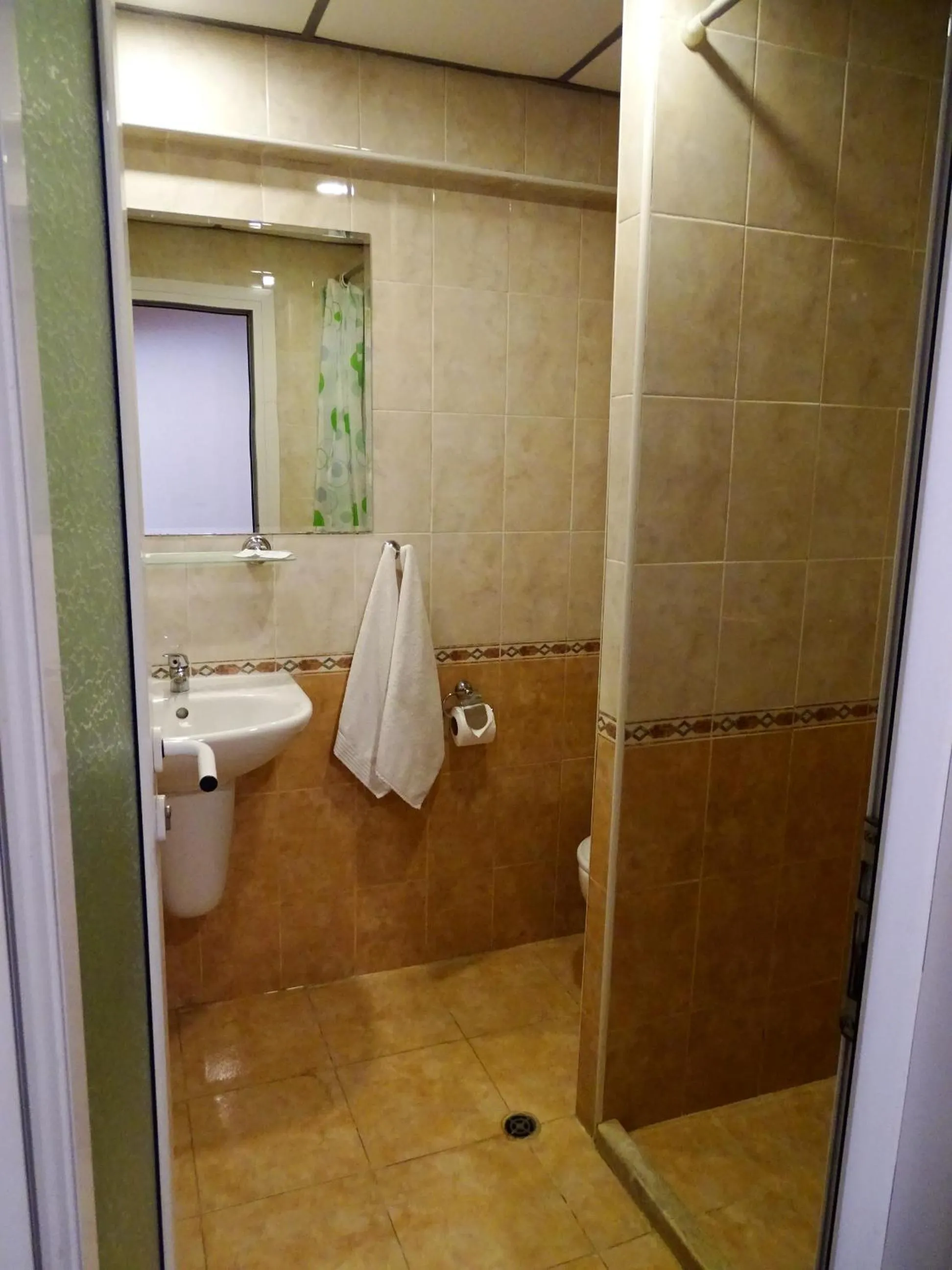 Bathroom in Paralax Hotel