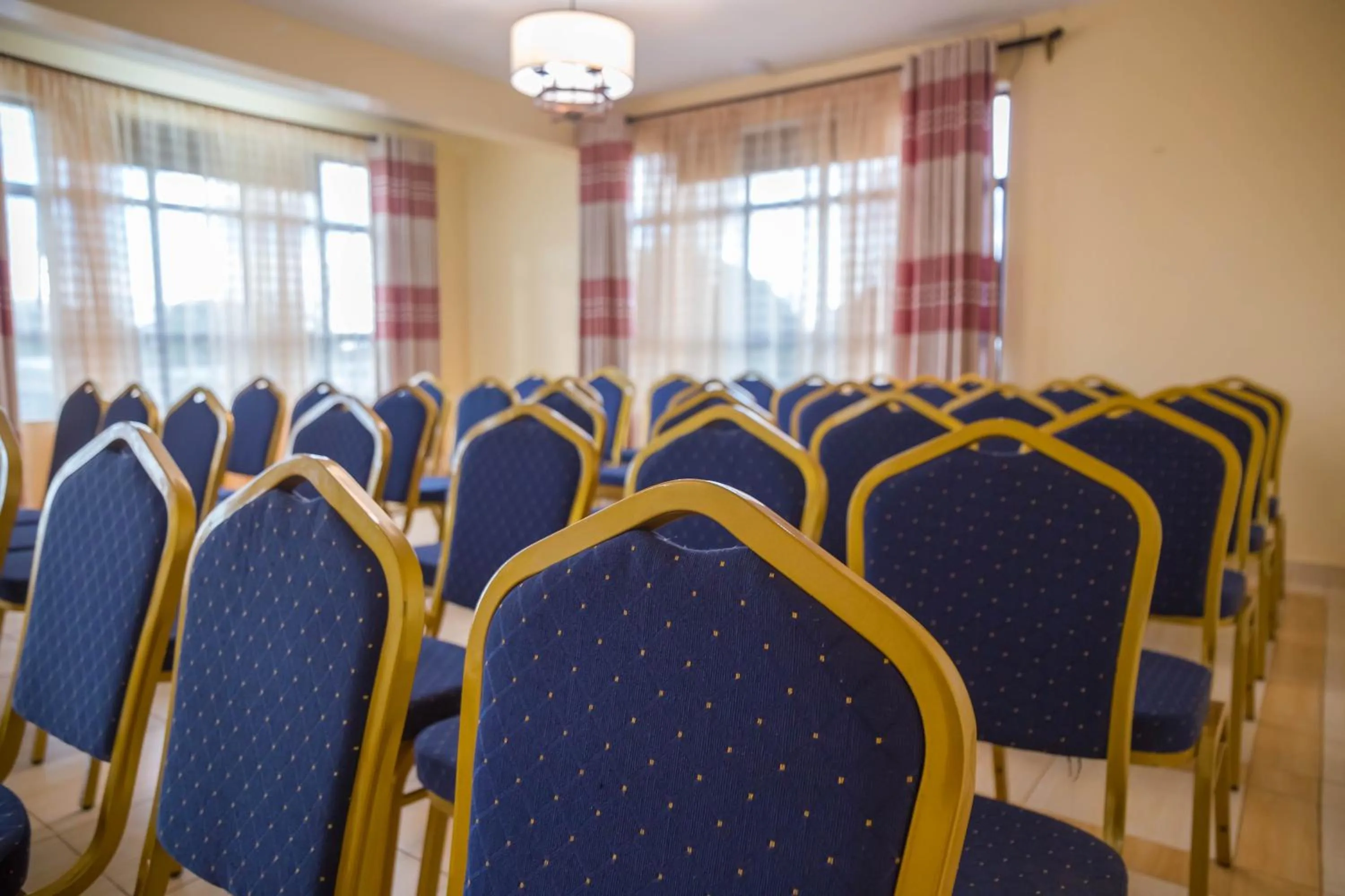 Meeting/conference room in Maple Inn Hotel