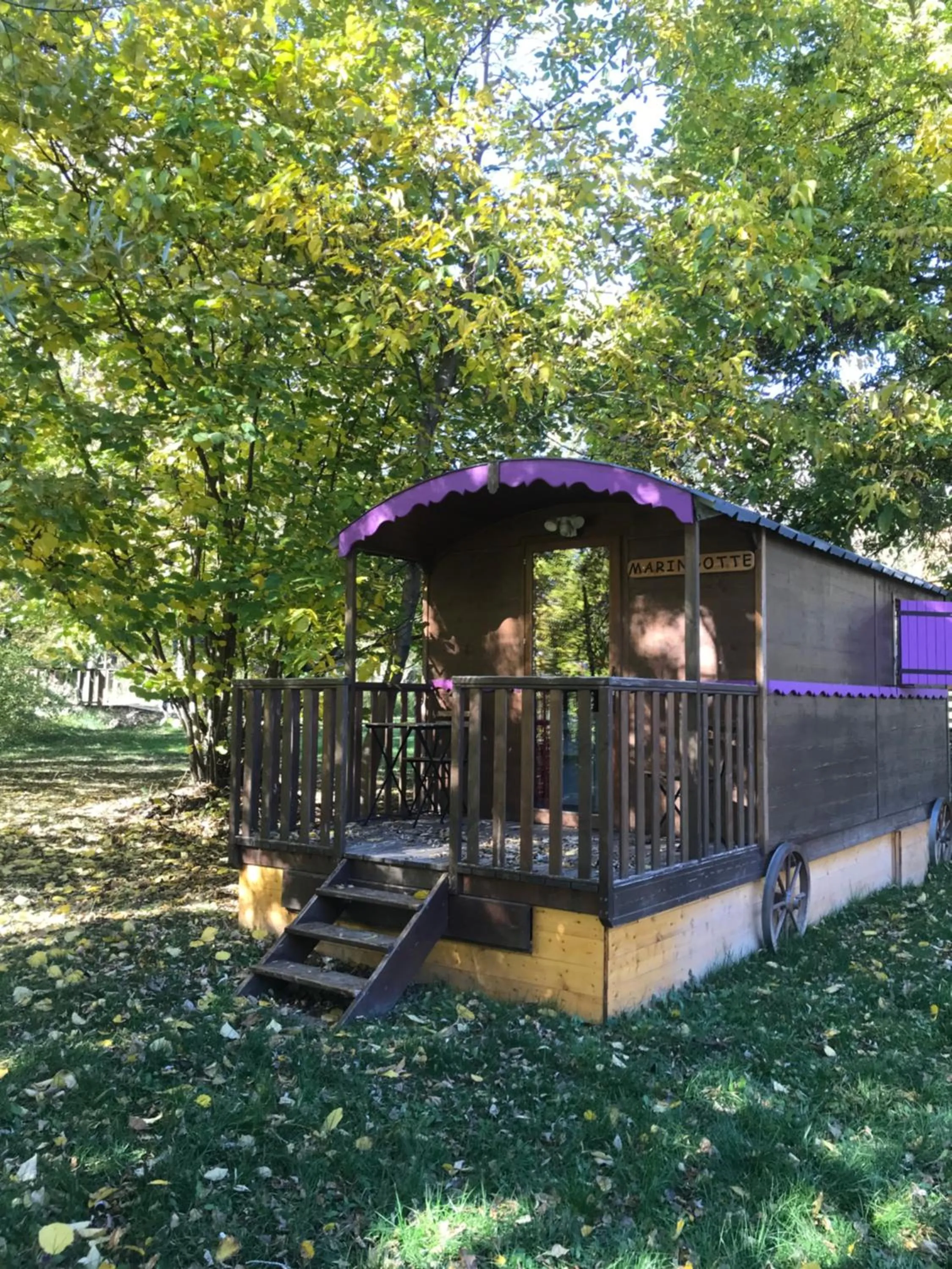 Garden in Camping, Hôtel De Plein Air Les Cariamas